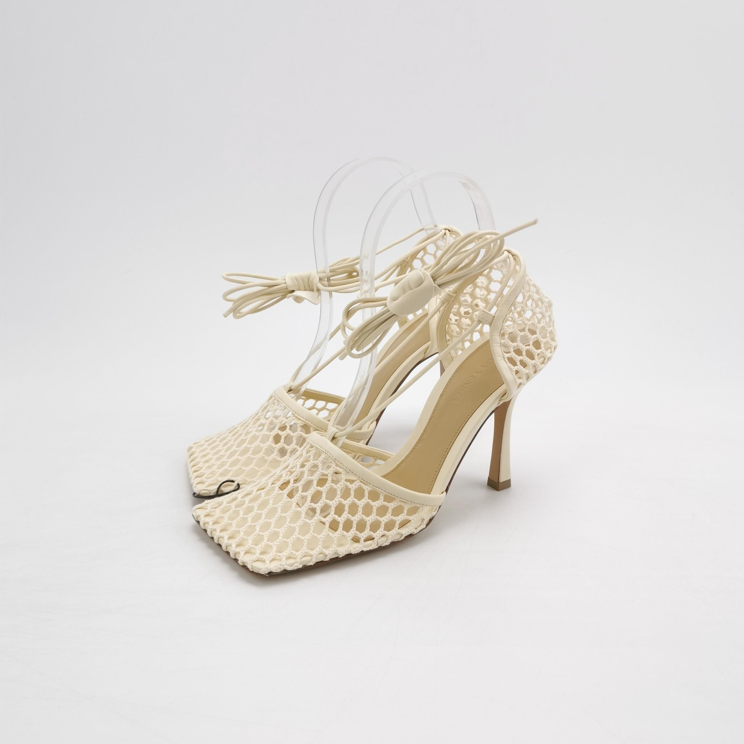 Bottega Veneta Bottega Veneta Women 8 Heels Size US 8 / IT 38 - 2 Thumbnail