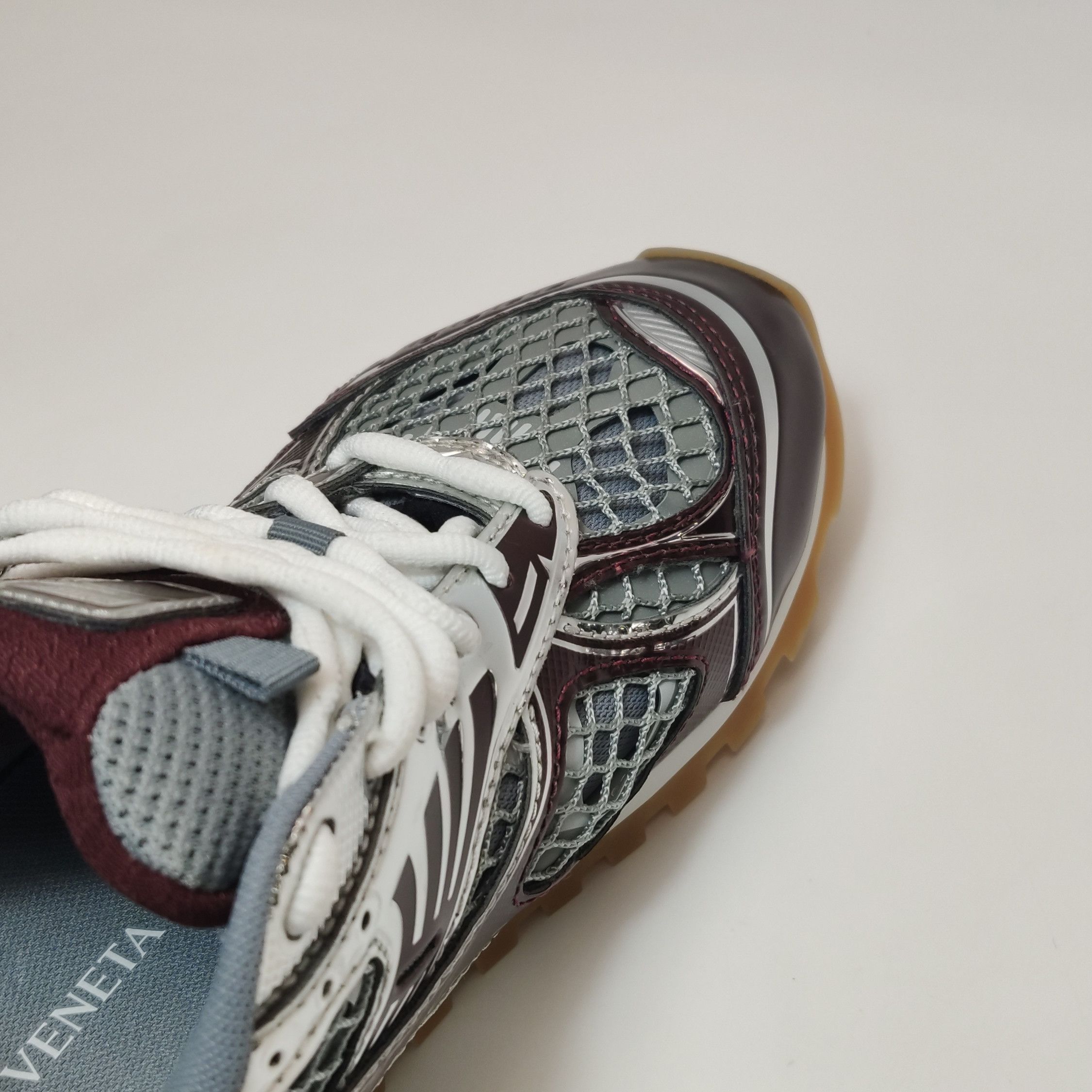 Bottega Veneta Bottega Veneta Women 9 Lowtop Sneakers Size US 9 / IT 39 - 9 Thumbnail