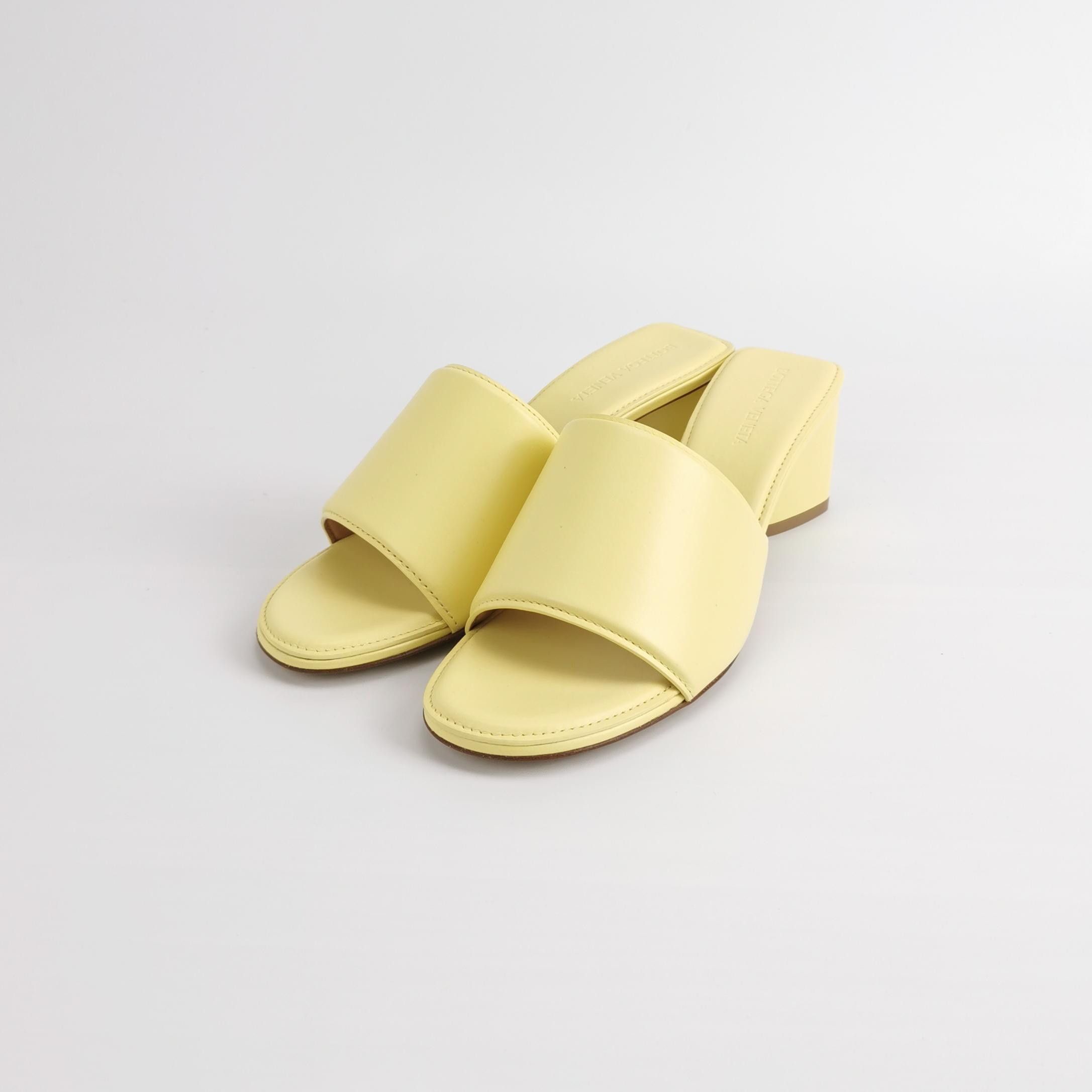 Bottega Veneta Bottega Veneta Women 7 Sandals Size US 7 / IT 37 - 2 Thumbnail