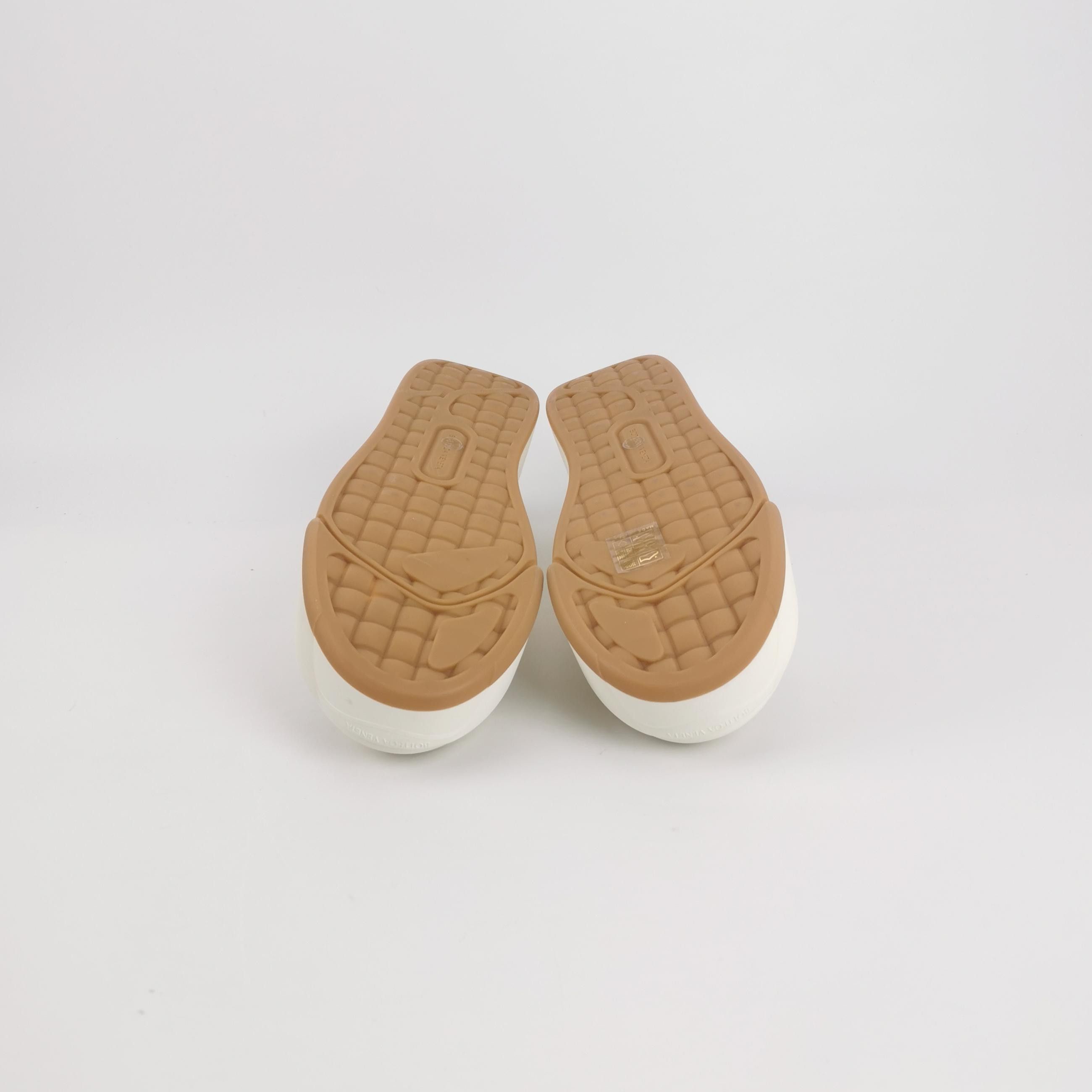 Bottega Veneta Bottega Veneta Women 9 Lowtop Sneakers Size US 9 / IT 39 - 5 Thumbnail