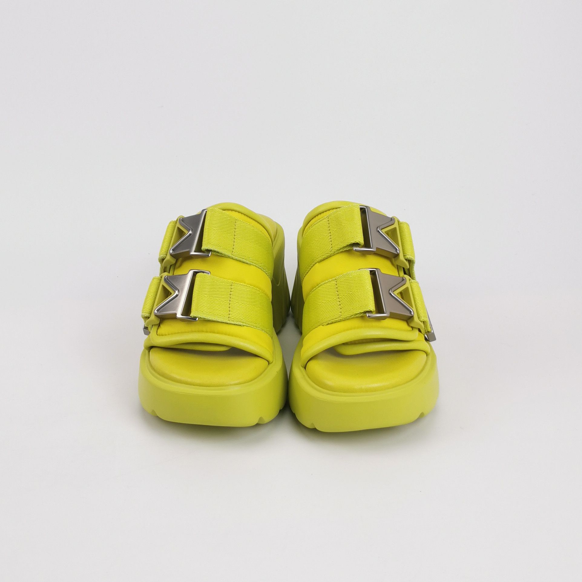 Bottega Veneta Bottega Veneta Women 6 Sandals Size US 6 / IT 36 - 3 Thumbnail