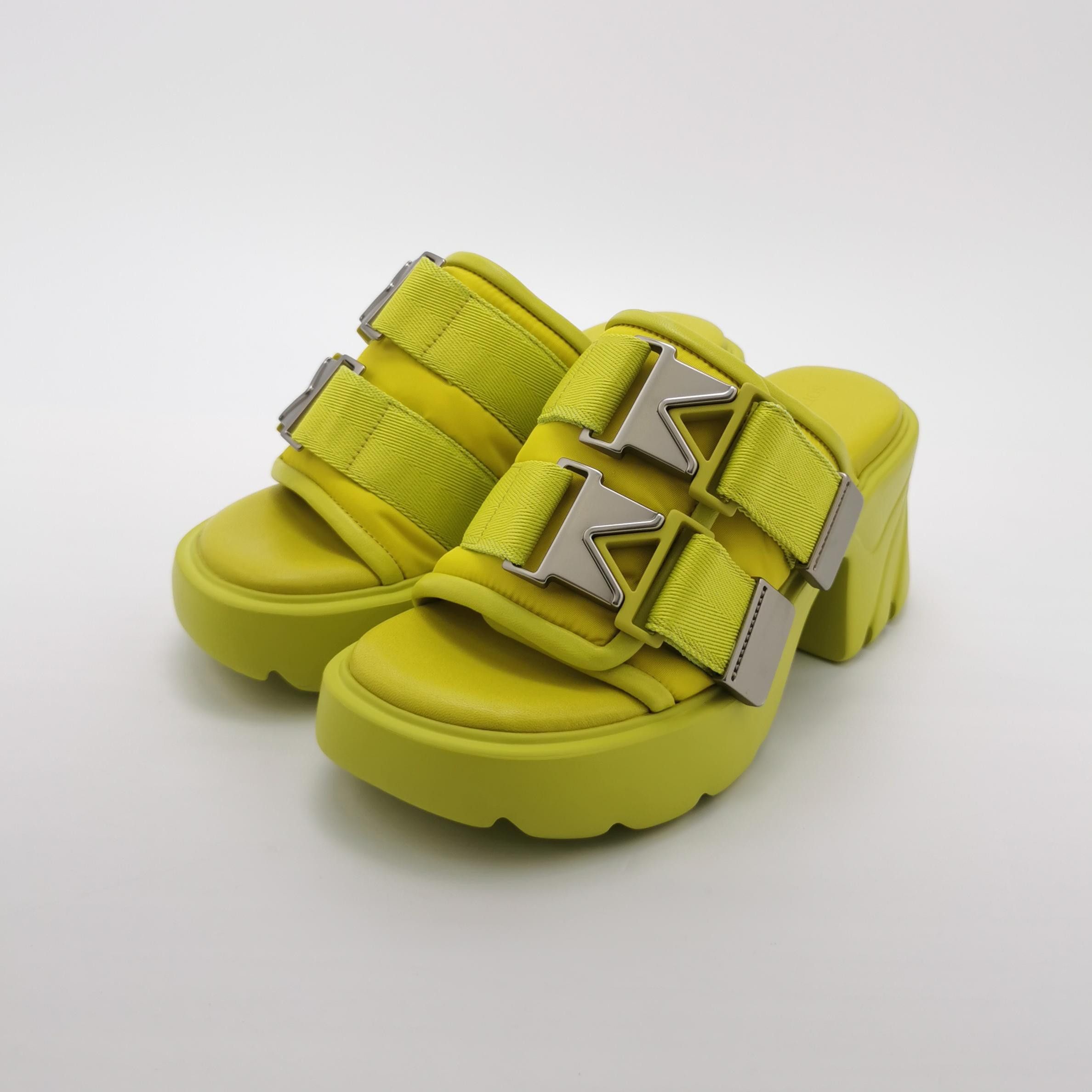 Bottega Veneta Bottega Veneta Women 6 Sandals Size US 6 / IT 36 - 2 Thumbnail