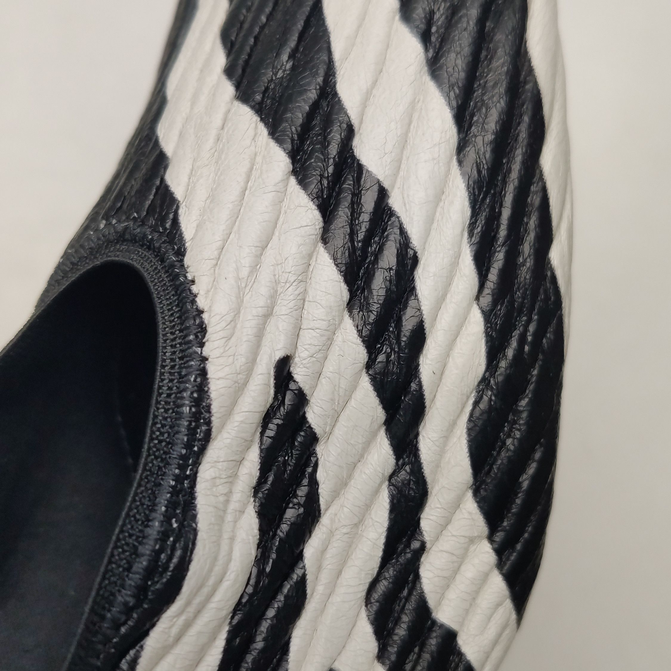Bottega Veneta Bottega Veneta Women 6 Heels Size US 6 / IT 36 - 9 Thumbnail