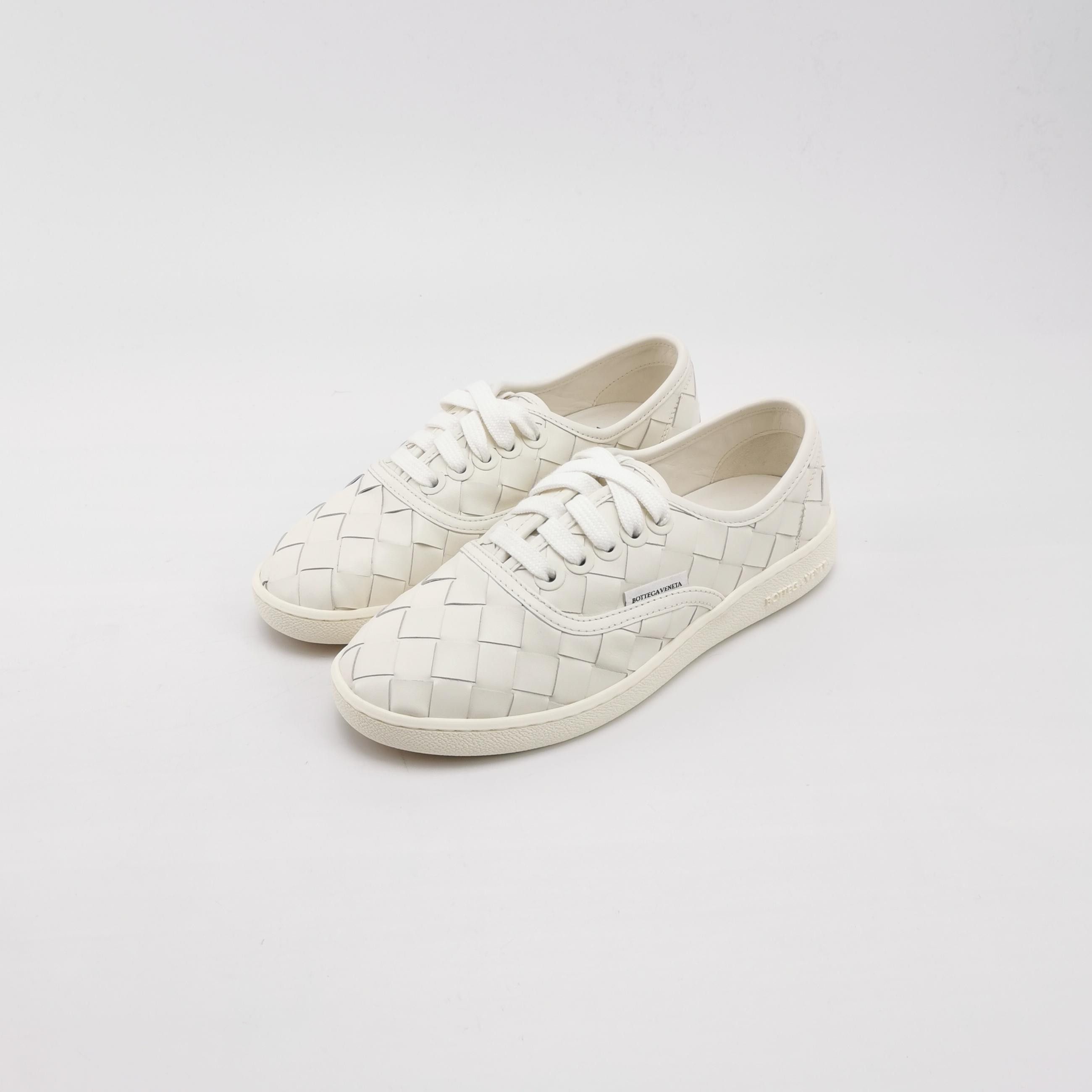 Bottega Veneta Bottega Veneta Women 6 Lowtop Sneakers Size US 6 / IT 36 - 2 Thumbnail