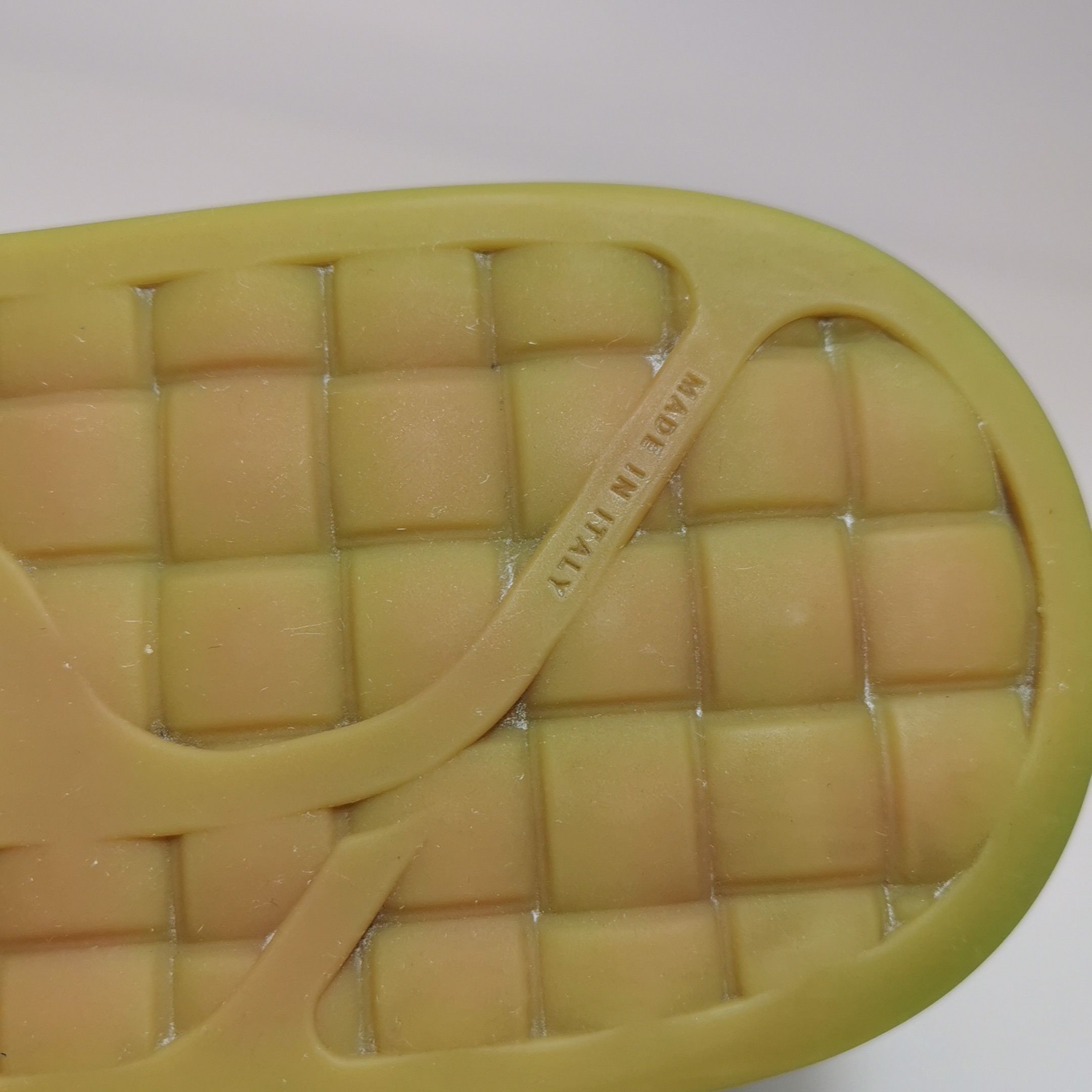 Bottega Veneta Bottega Veneta Women 7 Lowtop Sneakers Size US 7 / IT 37 - 8 Thumbnail