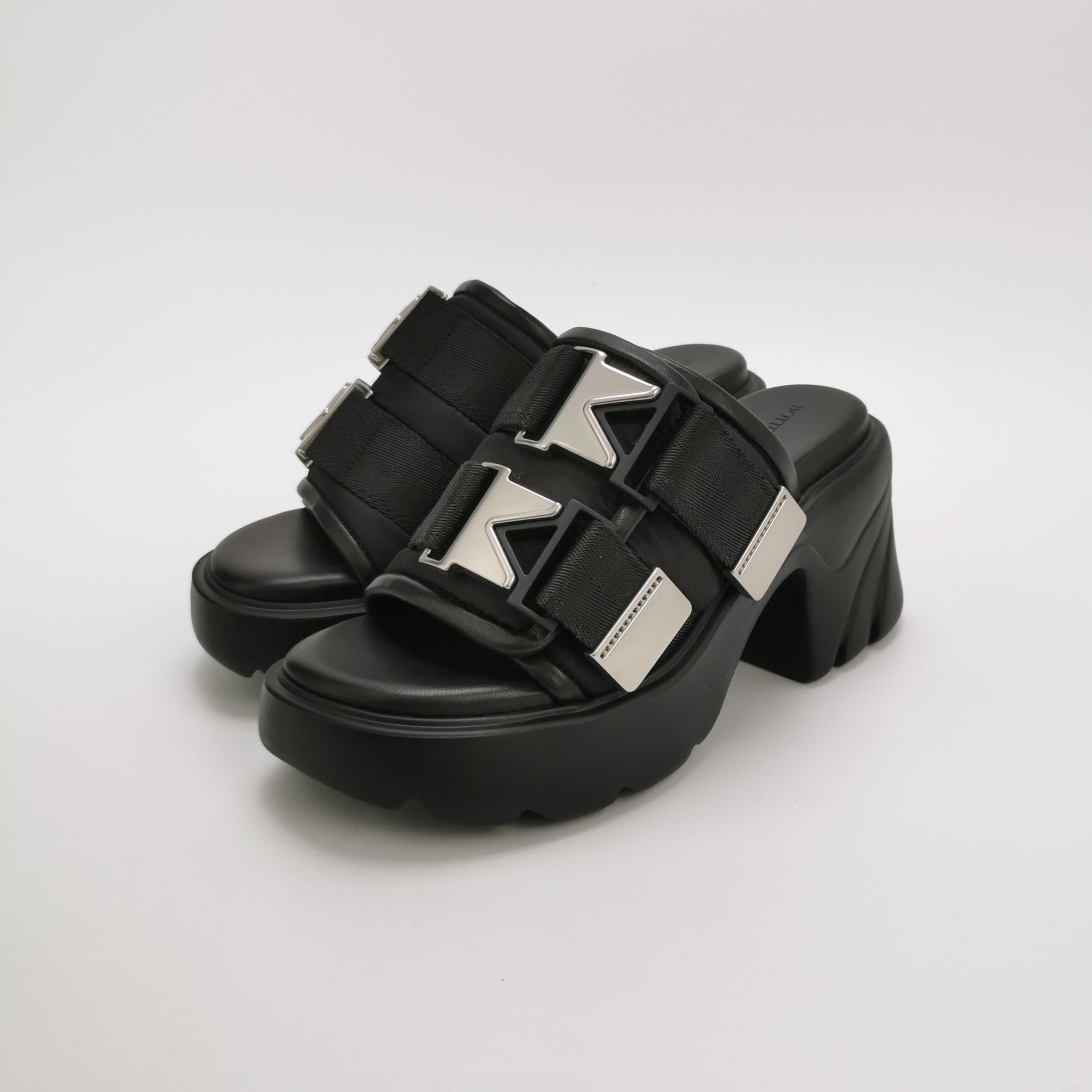 Bottega Veneta Bottega Veneta Women 6 Sandals Size US 6 / IT 36 - 2 Thumbnail