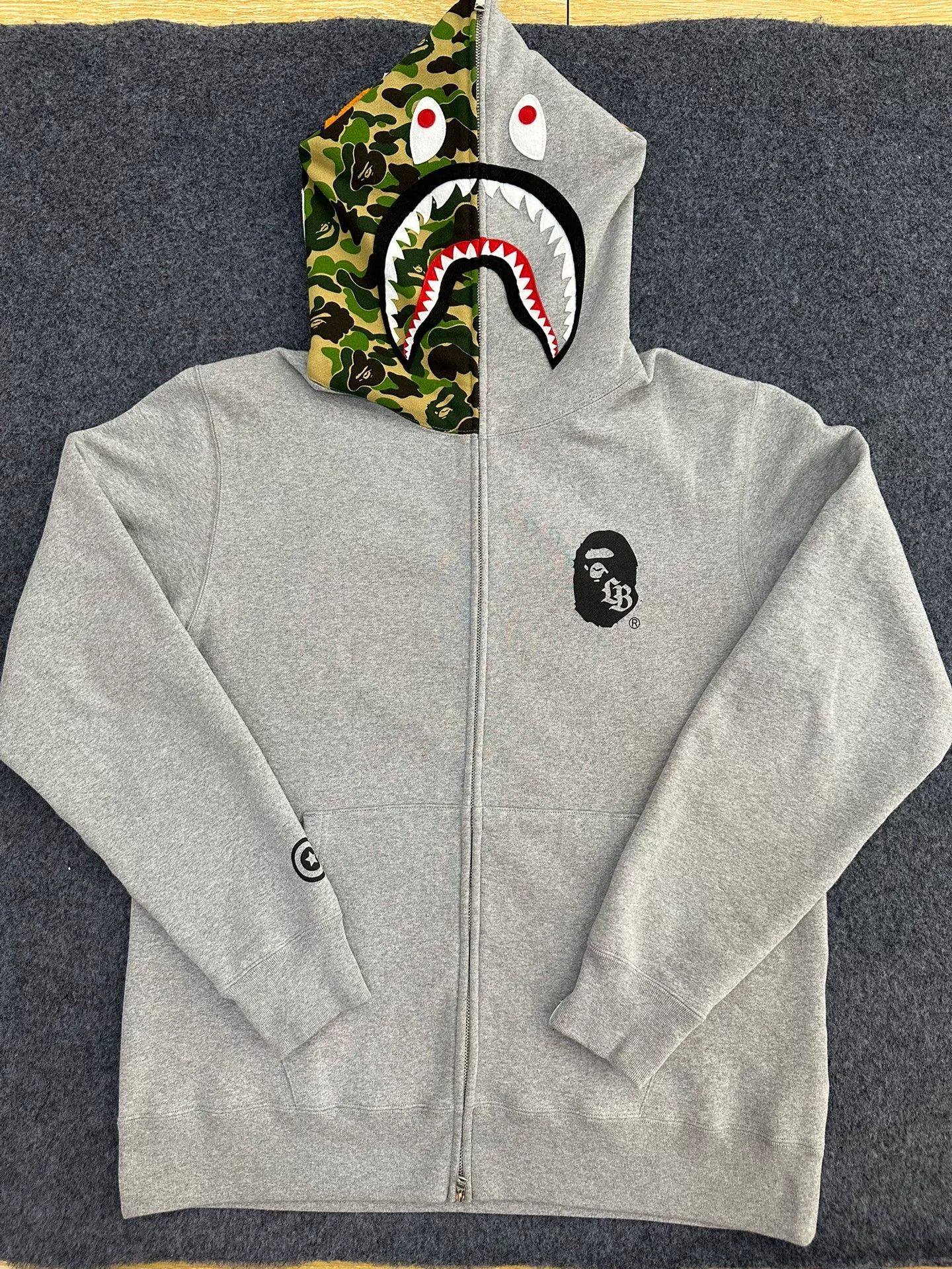 Bape Bape x Liberty Walk Shark Hoodie Gray Size XXL Size US XXL / EU 58 / 5 - 2 Thumbnail