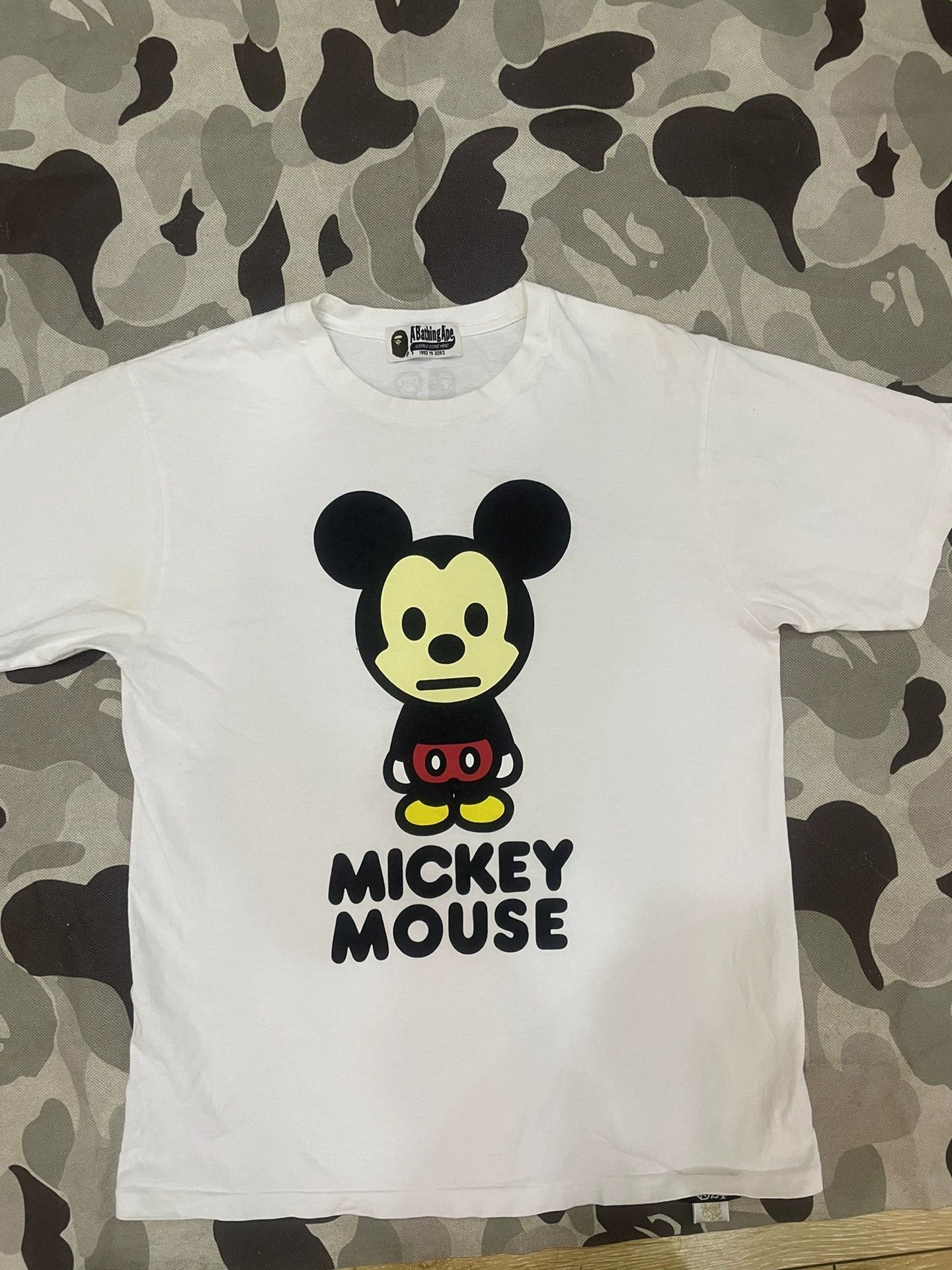 Bape A Bathing Ape x Disney Mickey Mouse T-Shirt Size M Size US M / EU 48-50 / 2 - 2 Thumbnail