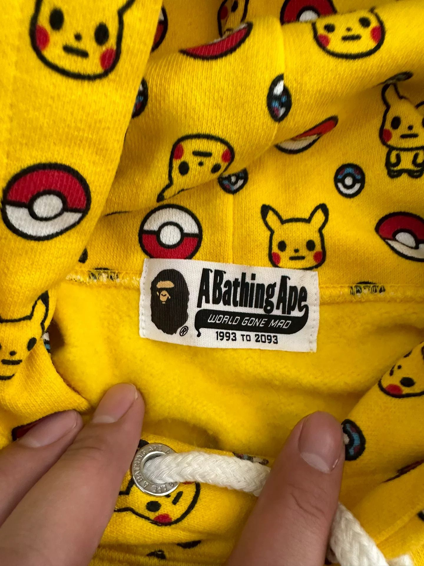 Bape A Bathing Ape x Pokemon Pikachu Hoodie One Size Size ONE SIZE - 8 Thumbnail
