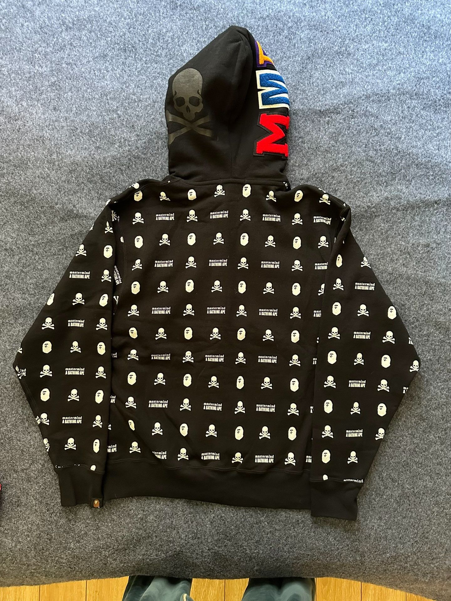Bape A Bathing Ape x Mastermind Skull Shark Hoodie Size M Size US M / EU 48-50 / 2 - 3 Thumbnail