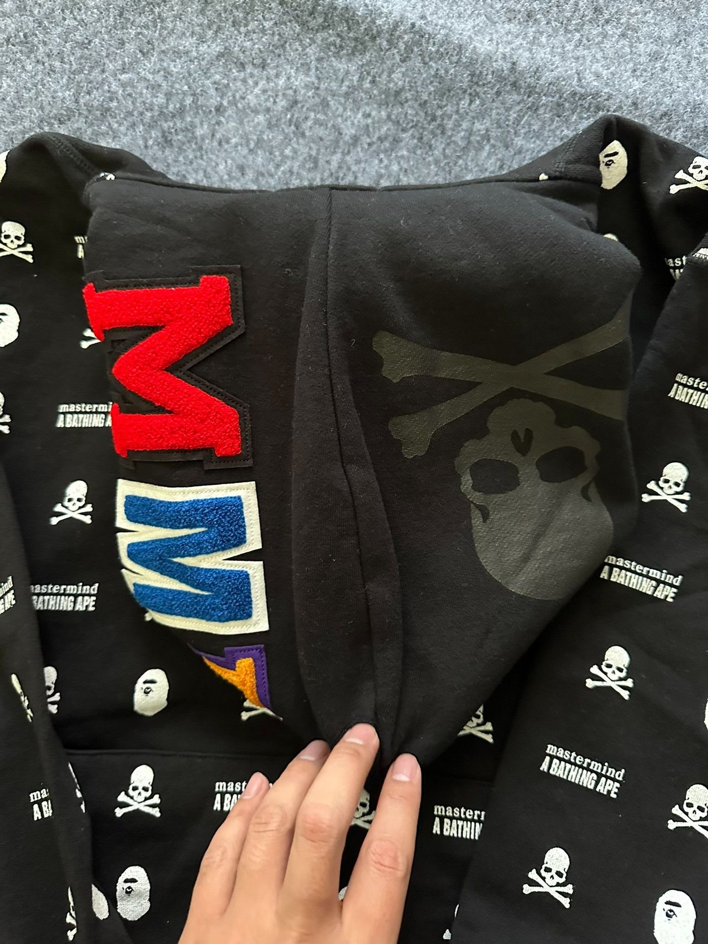 Bape A Bathing Ape x Mastermind Skull Shark Hoodie Size M Size US M / EU 48-50 / 2 - 6 Thumbnail