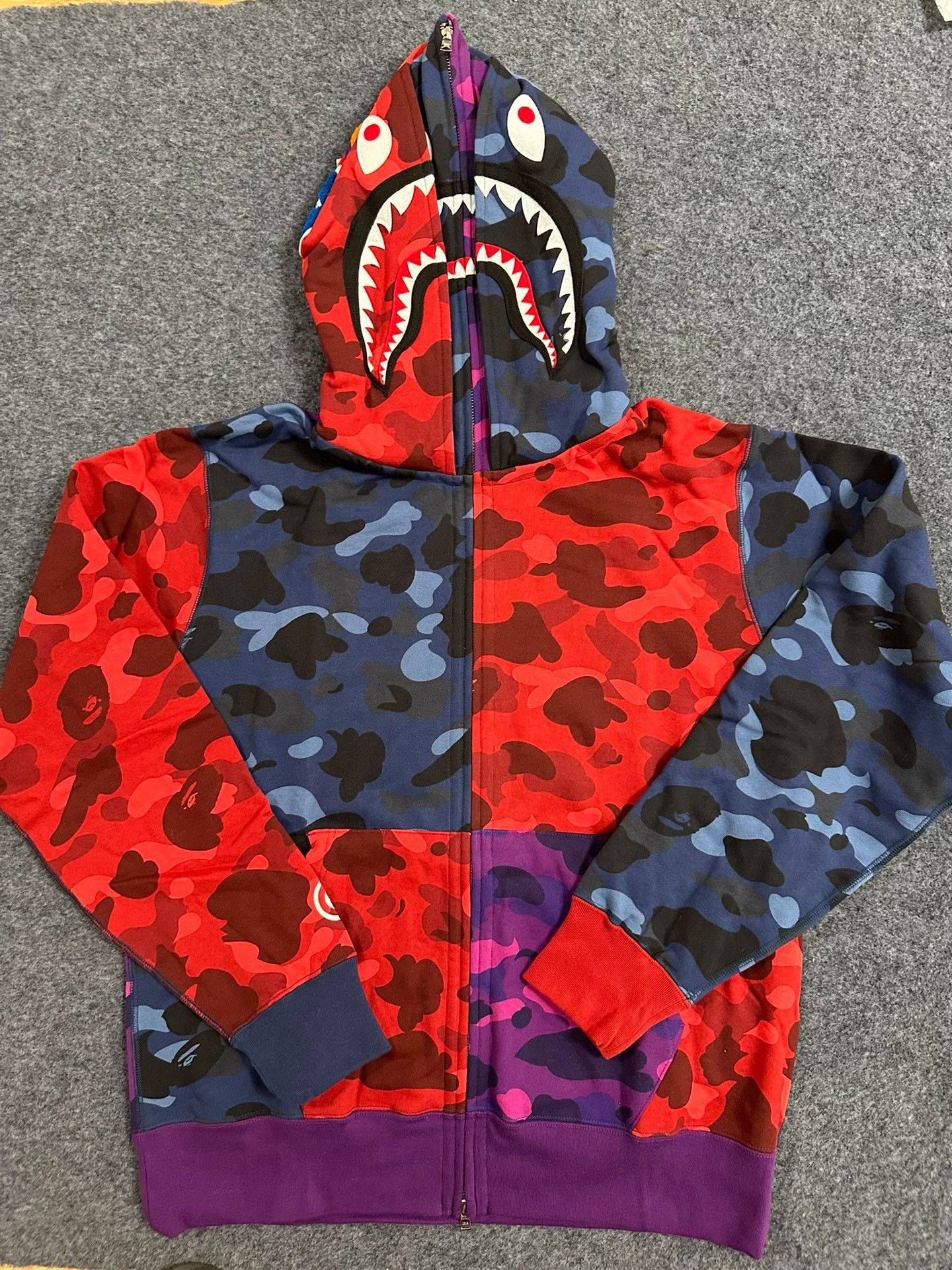 Bape Bape Patchwork Shark Hoodie Size XL Size US XL / EU 56 / 4 - 2 Thumbnail