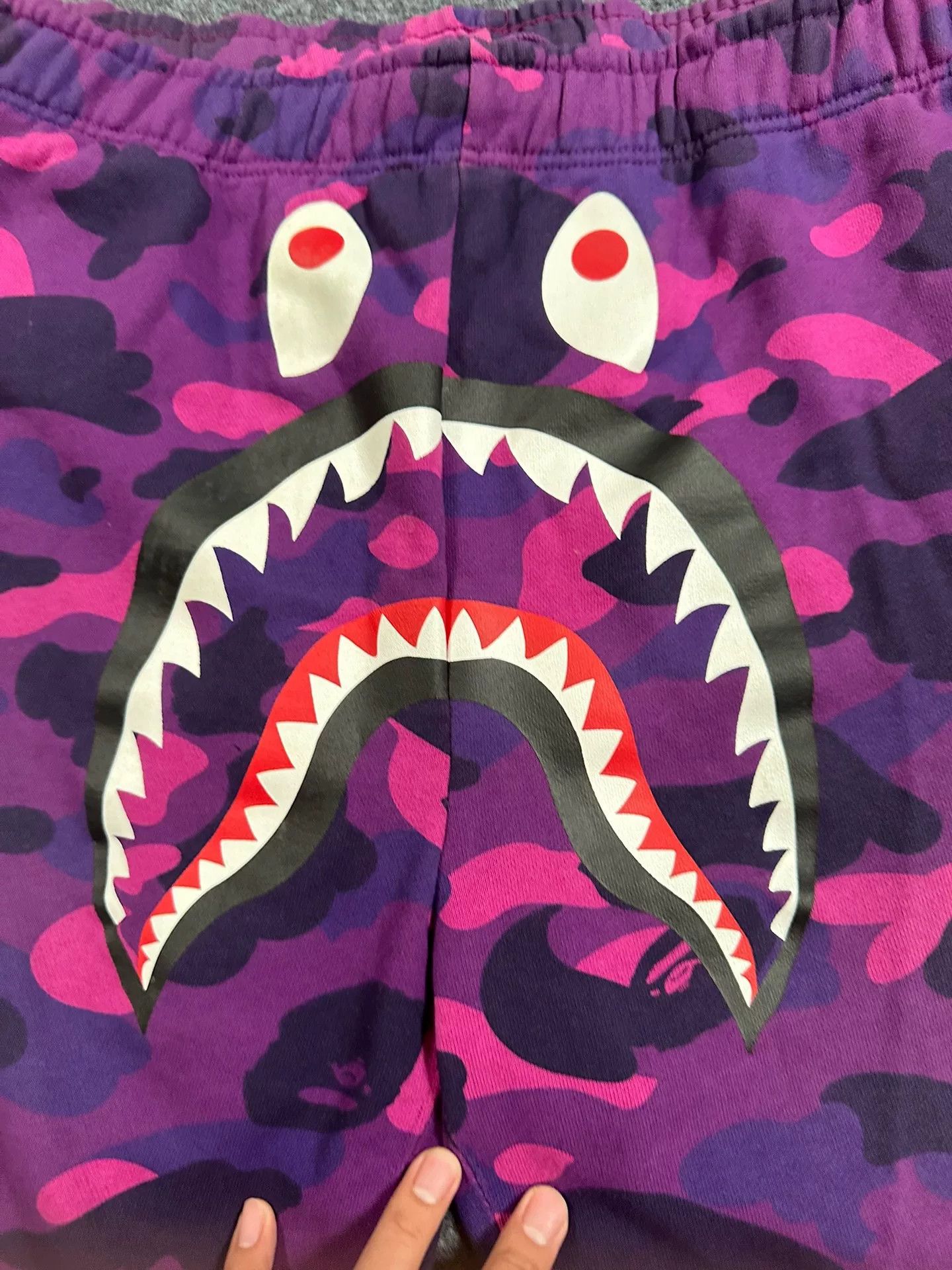 Bape Bape Purple Camo Shark Shorts 2XL Size US 38 / EU 54 - 5 Thumbnail