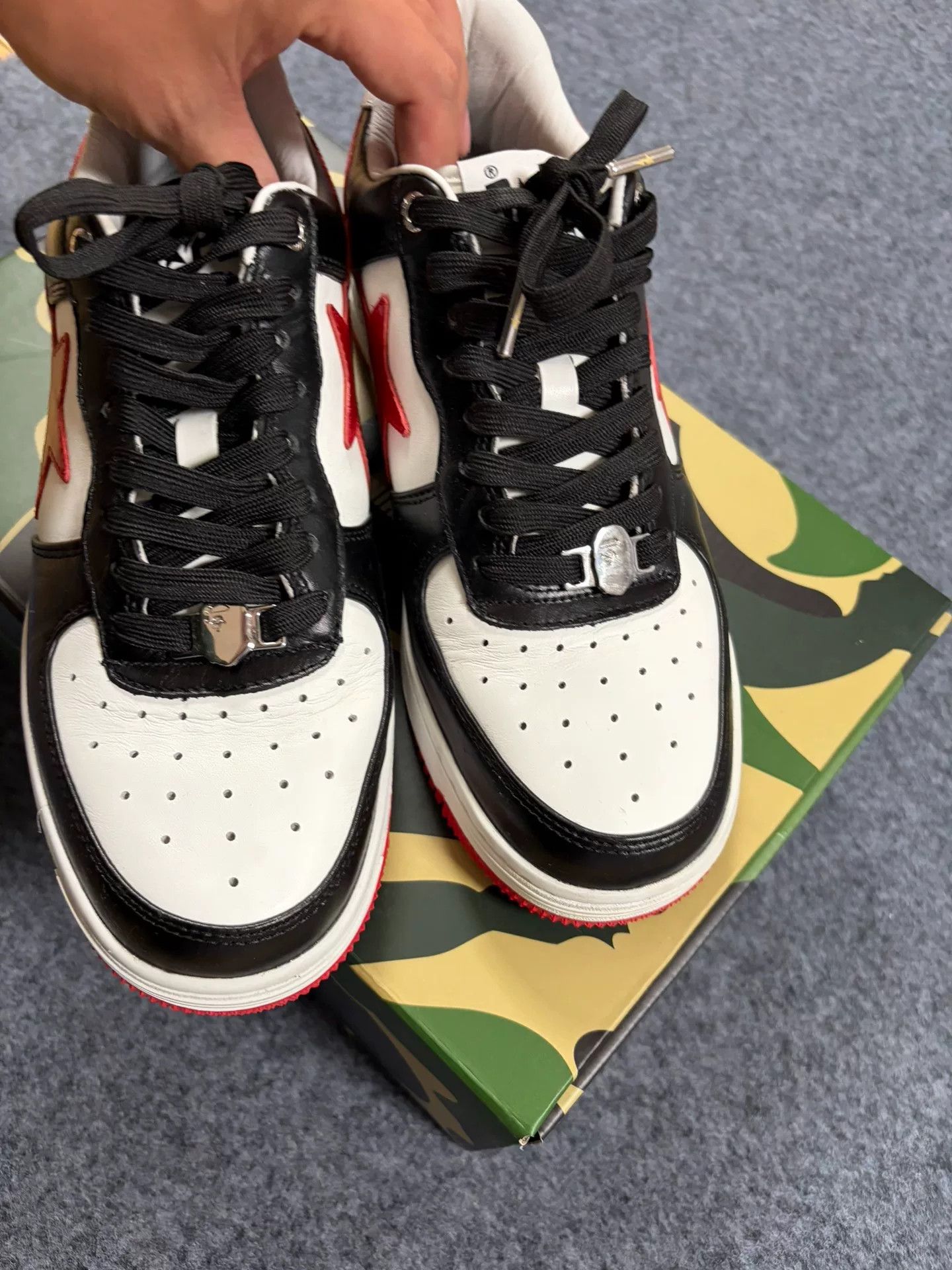 Bape BAPE STA Black Red Low-Top Sneakers US 9 Size US 9 / EU 42 - 3 Thumbnail