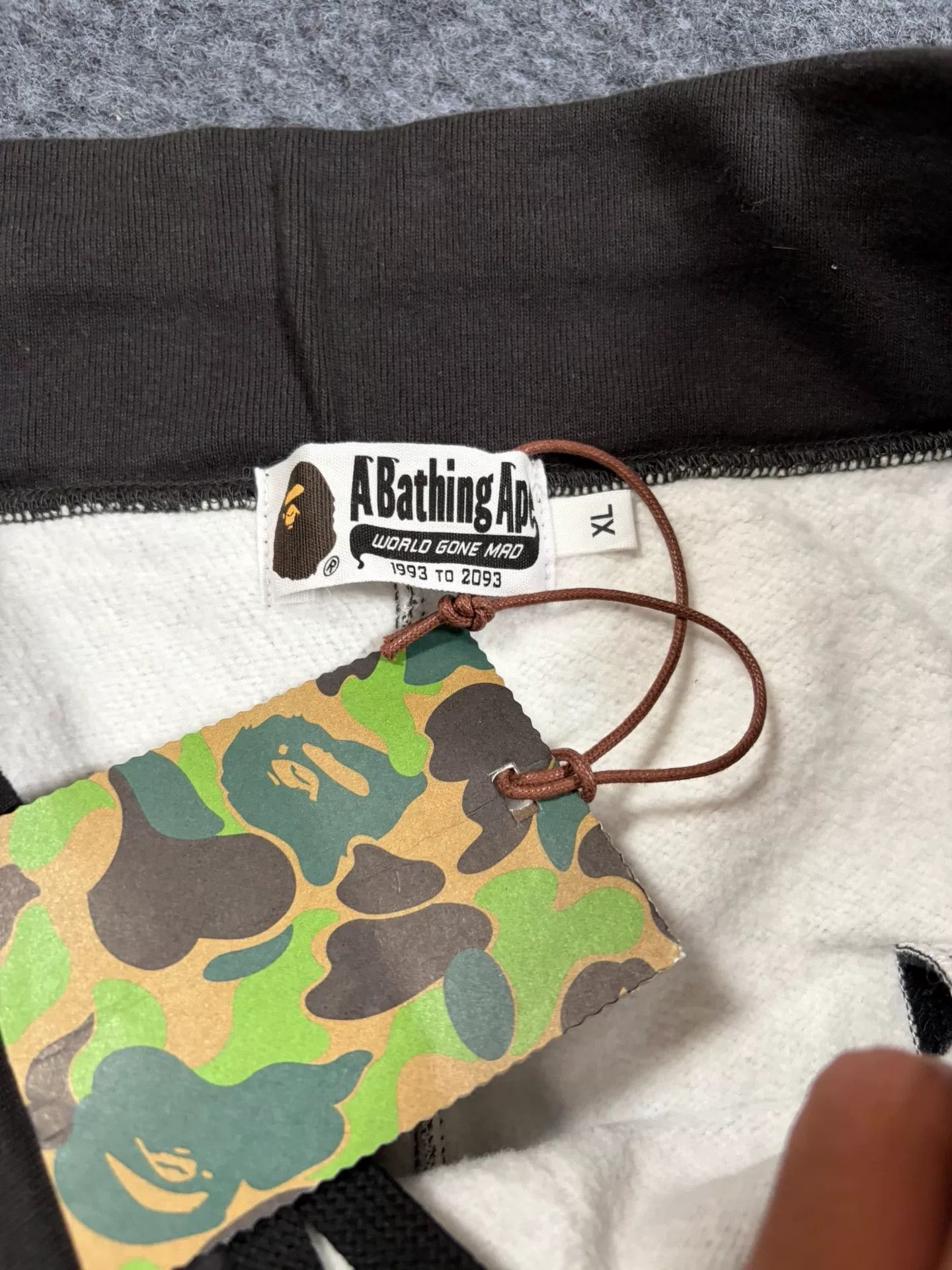 Bape Bape Star Camo Shark Shorts Size XL Size US 36 / EU 52 - 5 Thumbnail