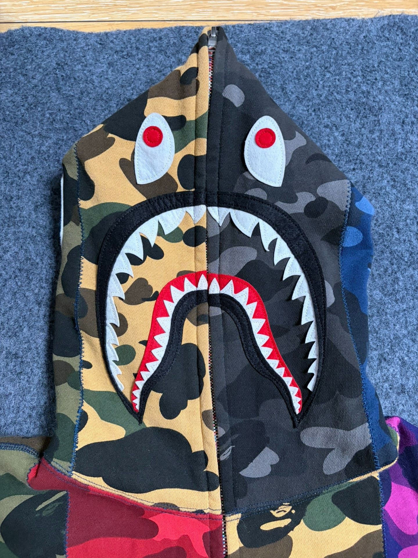 Bape BAPE Multi-Color Patchwork Shark Hoodie Size L Size US L / EU 52-54 / 3 - 4 Thumbnail