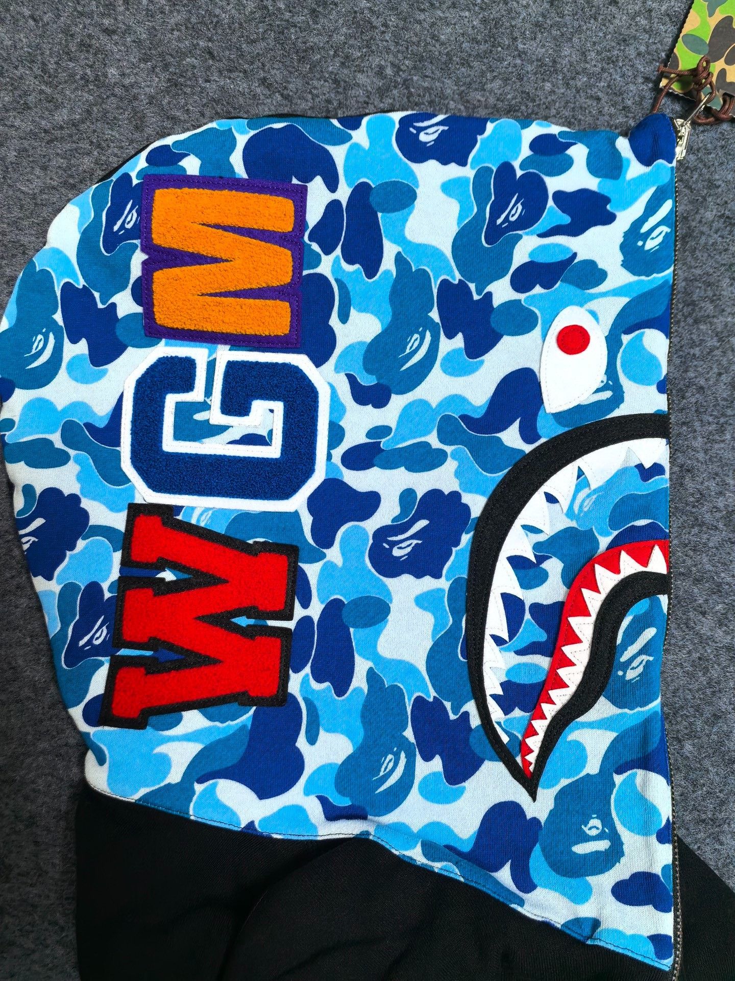 Bape BAPE ABC Camo Split Shark Hoodie Size XXL Size US XXL / EU 58 / 5 - 8 Thumbnail
