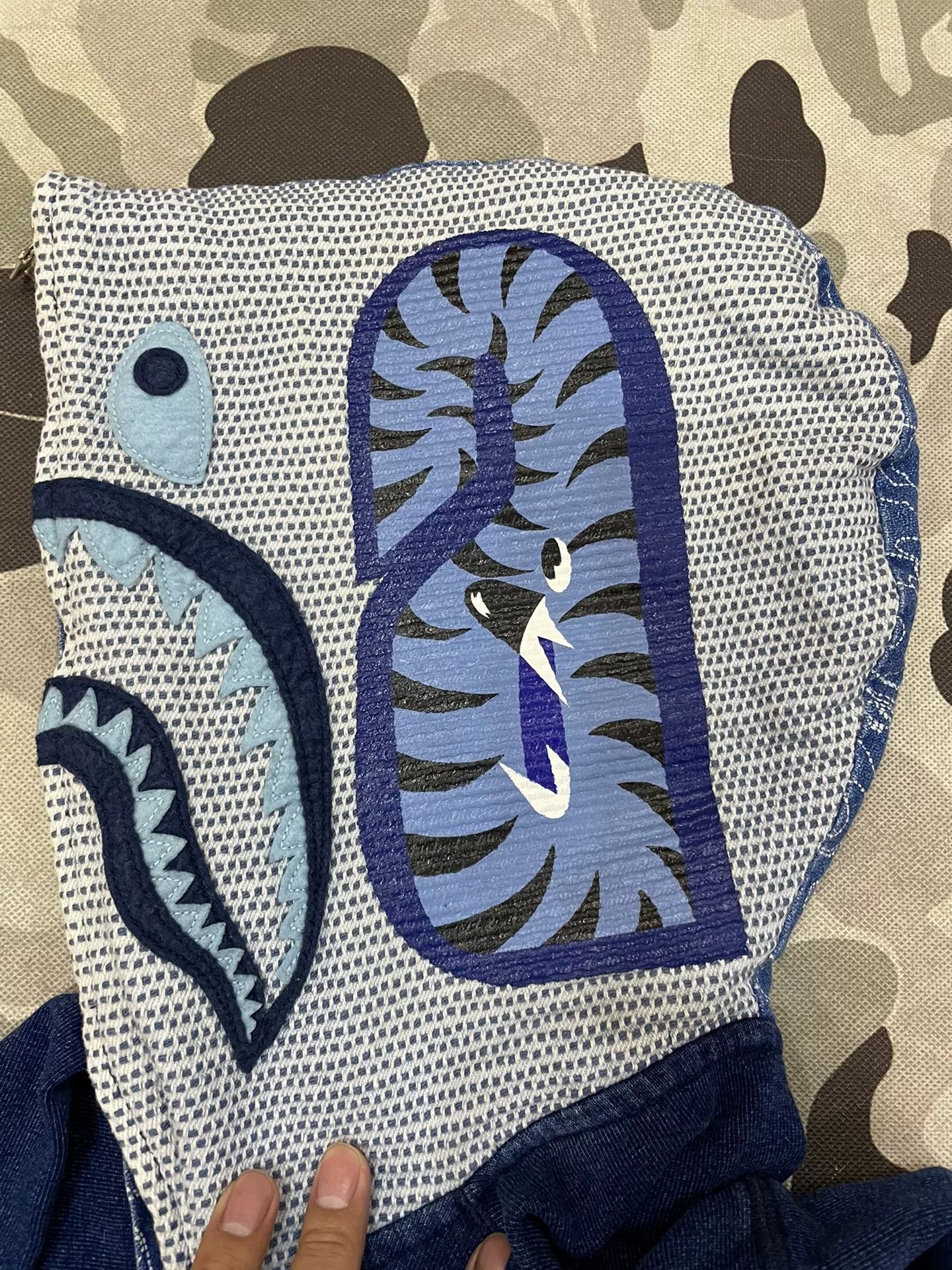 Bape BAPE Indigo Toggle Shark Hoodie Size M Size US M / EU 48-50 / 2 - 5 Thumbnail