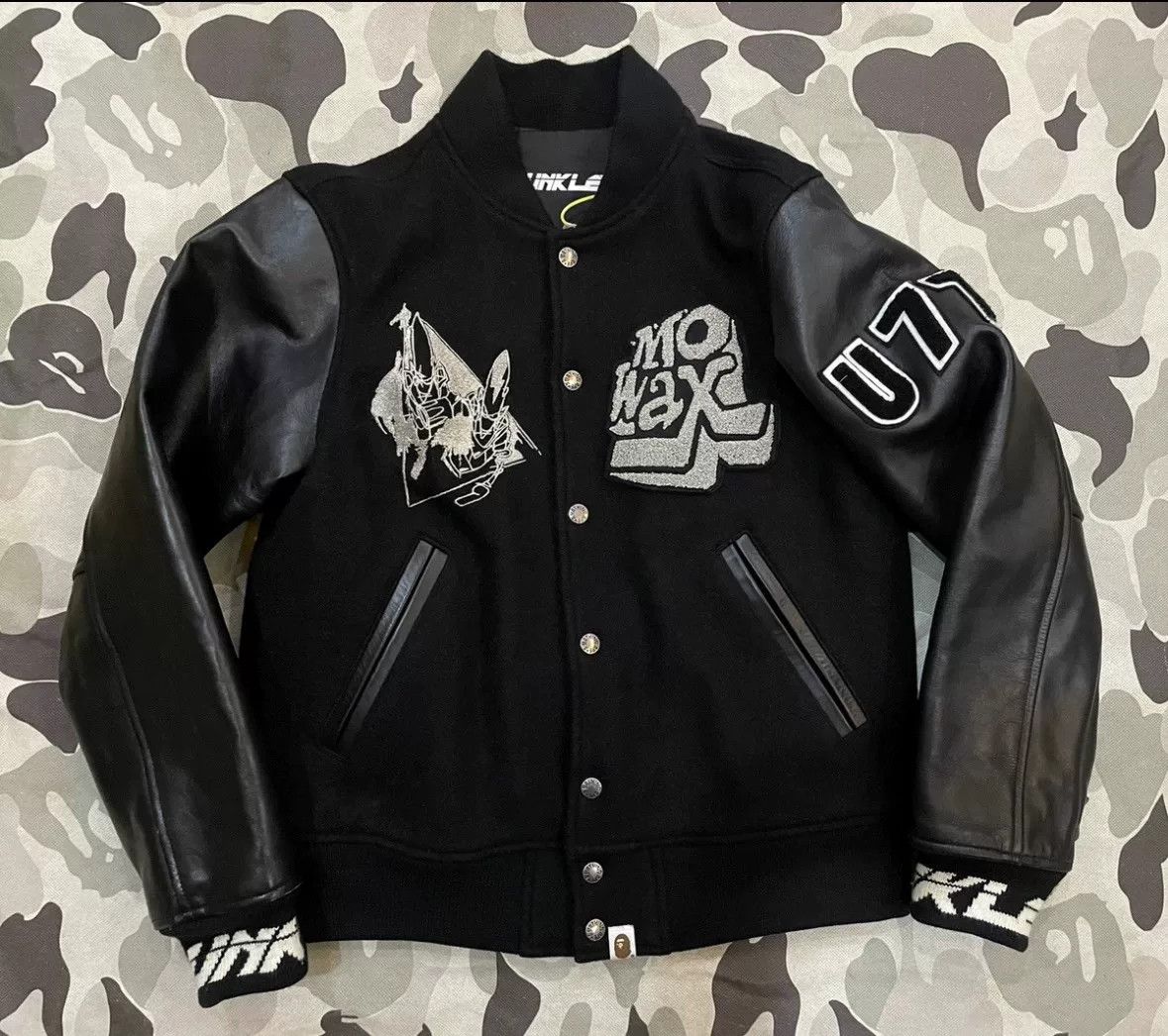 Bape BAPE x UNKLE Mo'Wax Varsity Jacket Size M Size US M / EU 48-50 / 2 - 2 Thumbnail