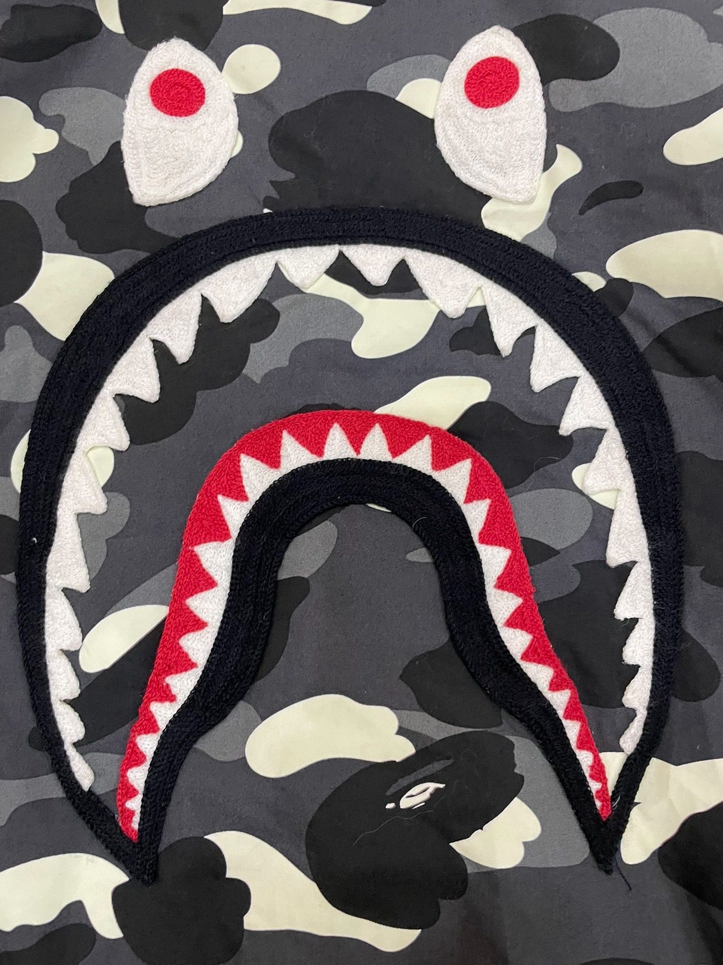 Bape BAPE Camo Shark Tiger Bomber Jacket XL Size US XL / EU 56 / 4 - 5 Thumbnail