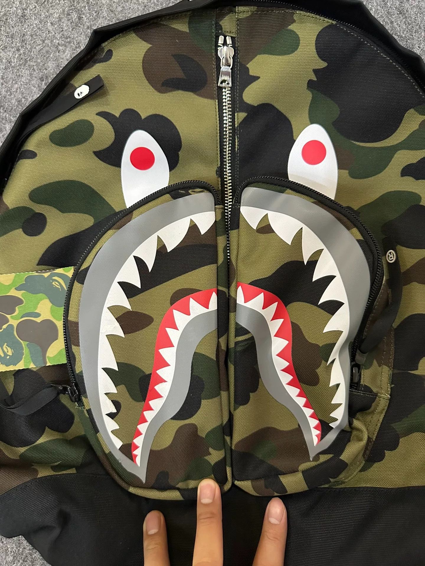 Bape Bape Camo Shark Backpack ONE SIZE Size ONE SIZE - 4 Thumbnail