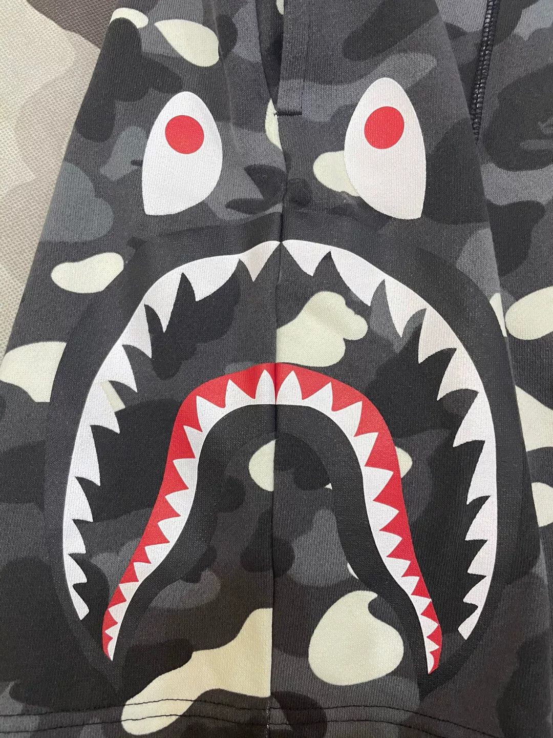 Bape A Bathing Ape Shark Camo Shorts Size M Size US 32 / EU 48 - 3 Thumbnail