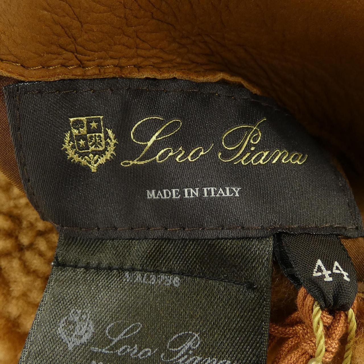 Loro Piana Loro Piana Loro Piana Shearling Coat Fur Outerwear FAM4478 DUTY FREE for USA Size ONE SIZE - 4 Thumbnail