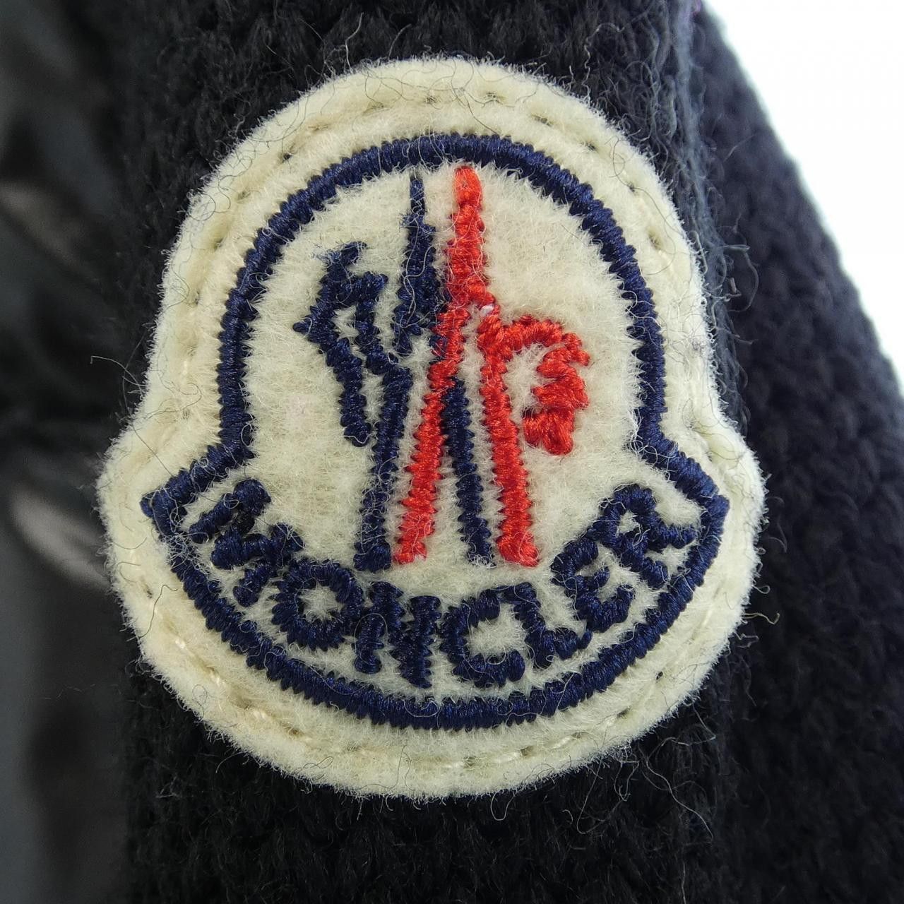 Moncler Moncler Moncler Down Jacket Textile Outerwear 20939457200 DUTY FREE for USA Size ONE SIZE - 9 Thumbnail