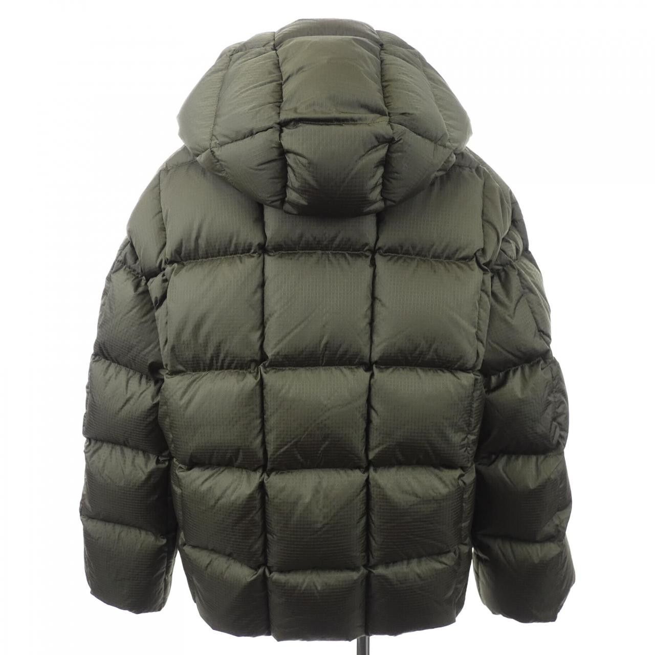 Louis Vuitton Louis Vuitton Louis Vuitton Down Jacket Textile Outerwear FLOW16E54 DUTY FREE for USA Size ONE SIZE - 2 Thumbnail