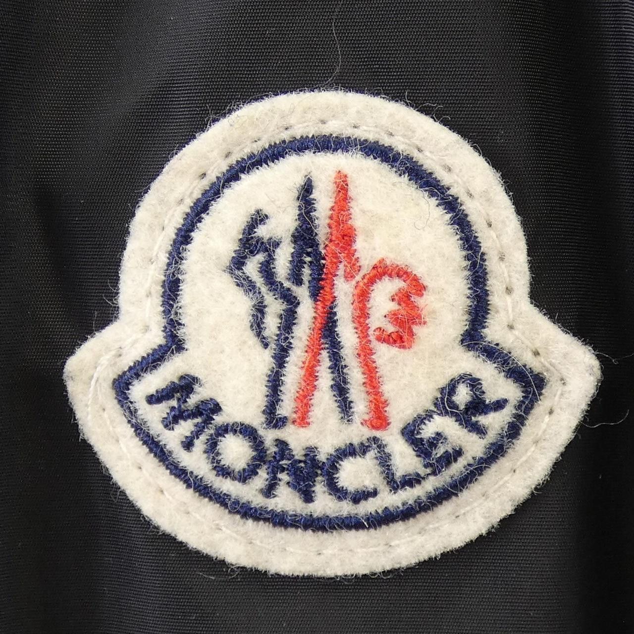 Moncler Moncler Moncler VIVE Jacket Textile Outerwear VIVE DUTY FREE for USA Size ONE SIZE - 7 Thumbnail