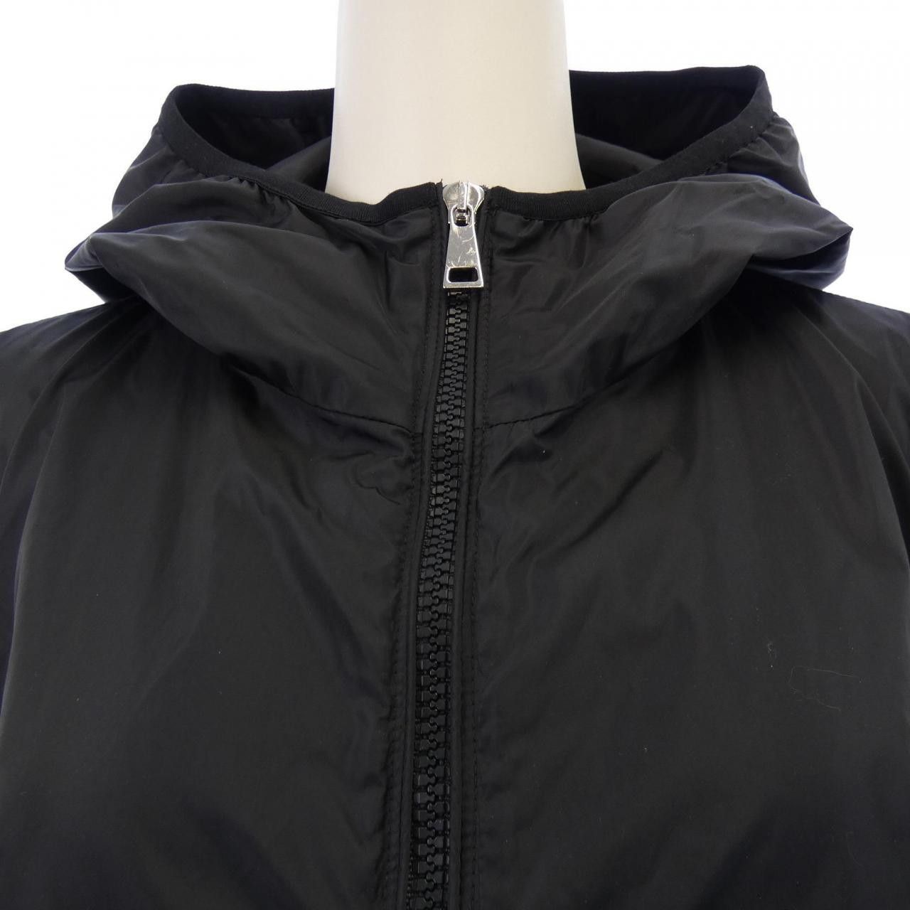 Moncler Moncler Moncler VIVE Jacket Textile Outerwear VIVE DUTY FREE for USA Size ONE SIZE - 5 Thumbnail