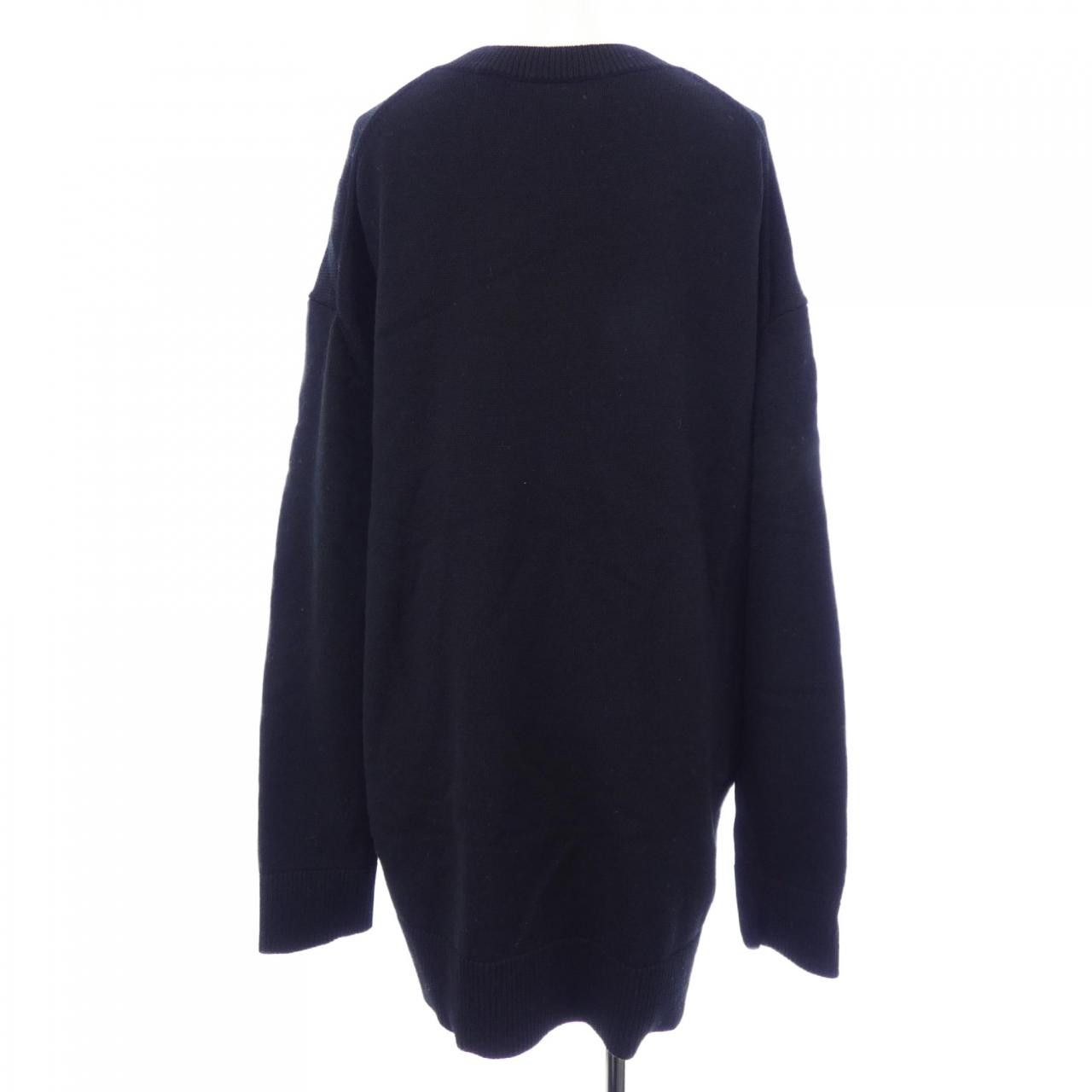Burberry Burberry Burberry Knitwear Textile Tops 80372281 DUTY FREE for USA Size ONE SIZE - 2 Thumbnail