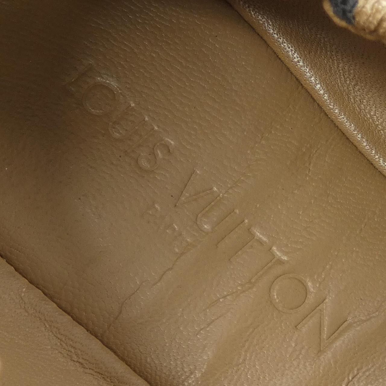Louis Vuitton Louis Vuitton Louis Vuitton Flat Shoes Leather Shoes DUTY FREE for USA Size ONE SIZE - 6 Thumbnail