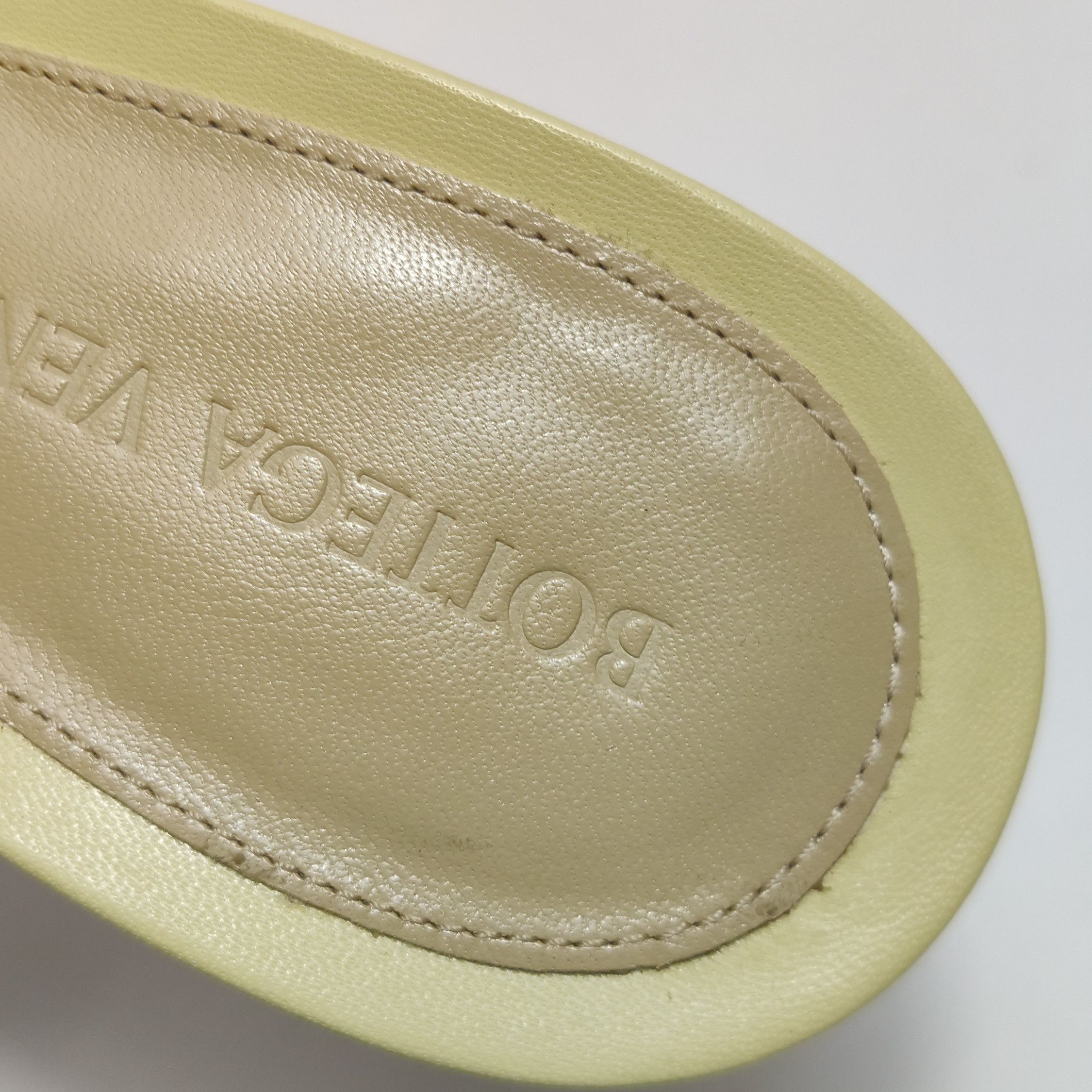 Bottega Veneta Bottega Veneta Women 8 Sandals Size US 8 / IT 38 - 8 Thumbnail