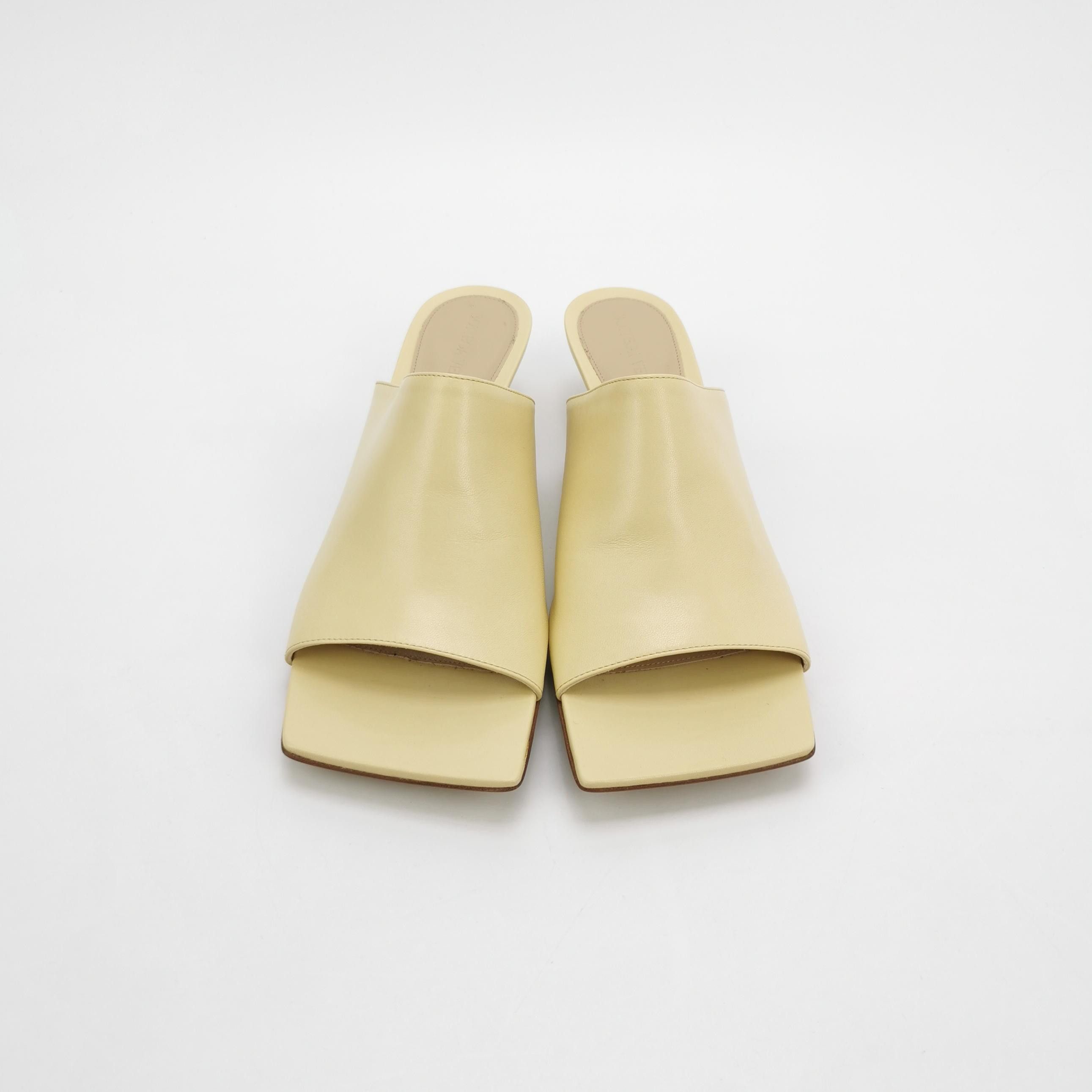 Bottega Veneta Bottega Veneta Women 8 Sandals Size US 8 / IT 38 - 3 Thumbnail