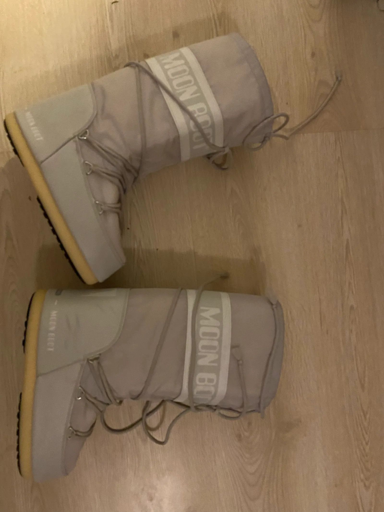 Moon Boot Moon Boot Winter Boots Size US 10 / IT 40 - 3 Thumbnail