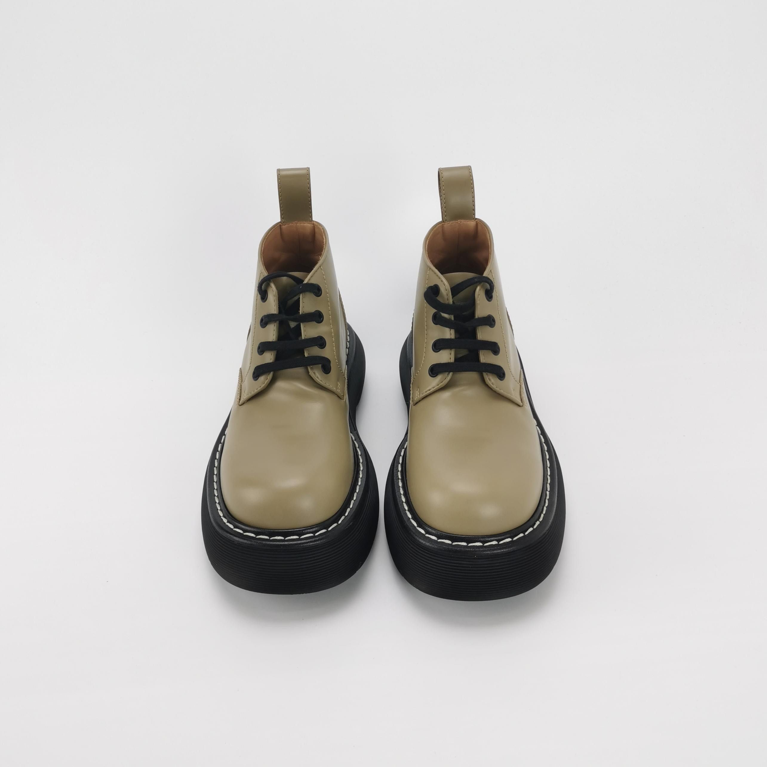 Bottega Veneta Bottega Veneta Women 9 Lowtop Sneakers Size US 9 / IT 39 - 3 Thumbnail