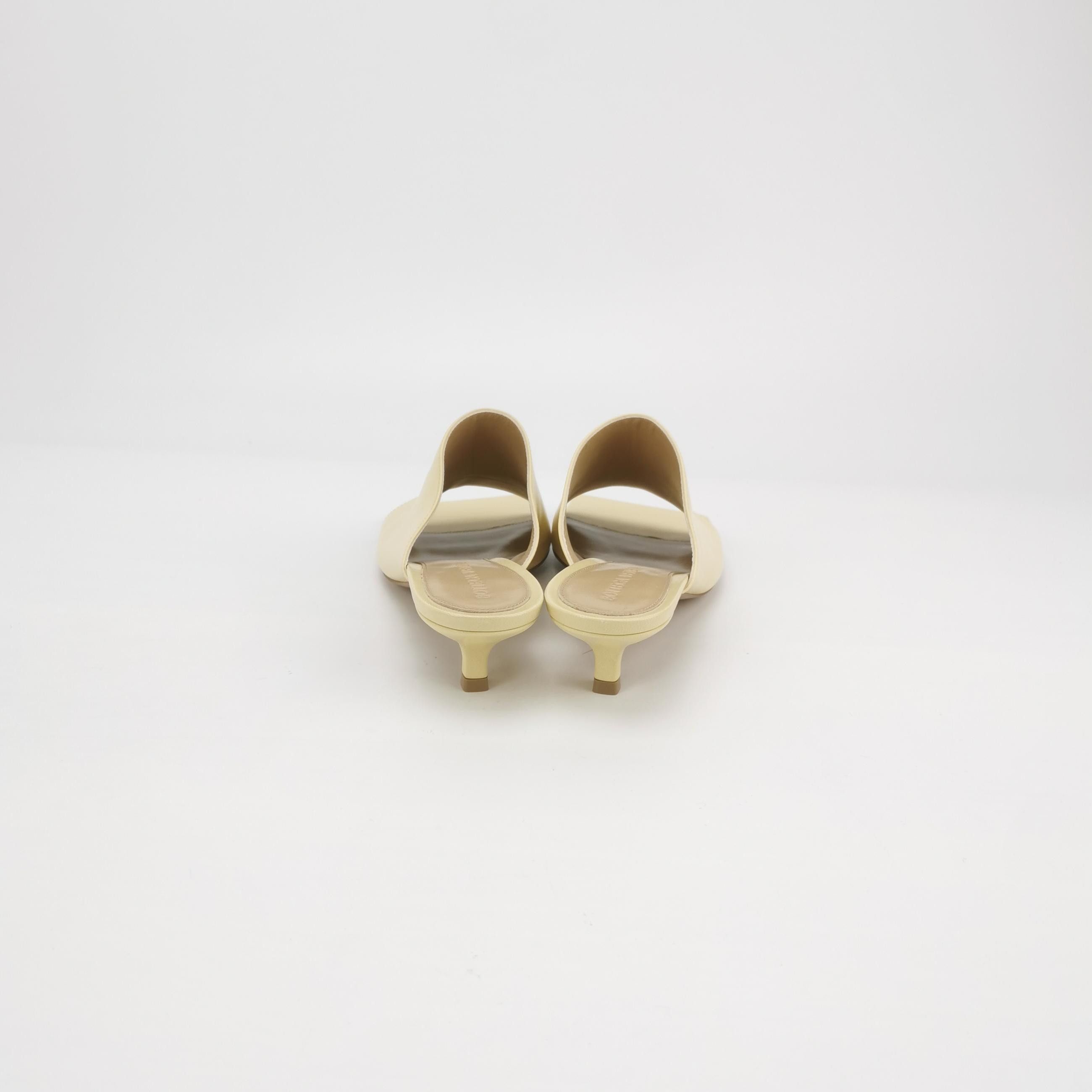 Bottega Veneta Bottega Veneta Women 6 Sandals Size US 6 / IT 36 - 4 Thumbnail