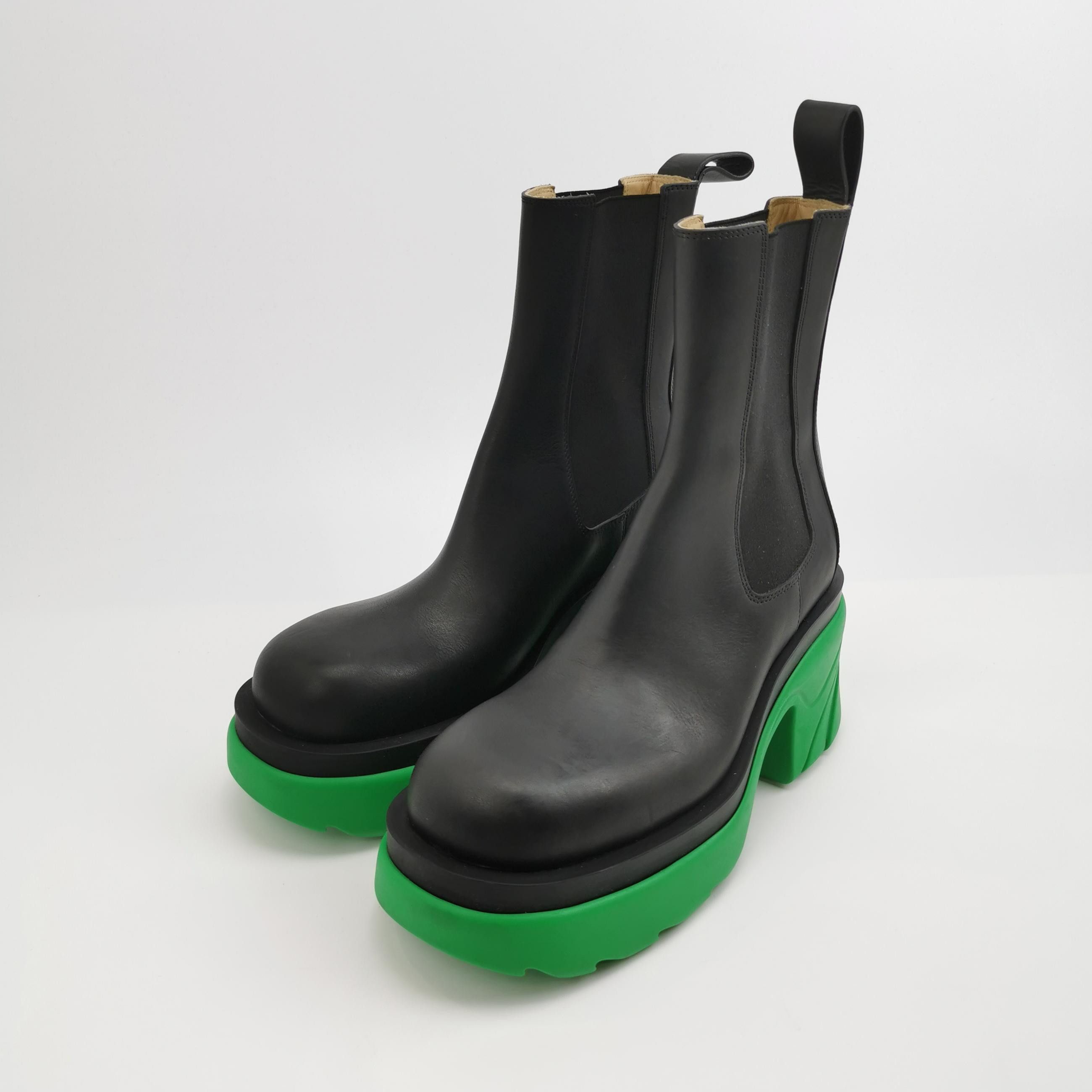 Bottega Veneta Bottega Veneta Women 9 Boots Size US 9 / IT 39 - 2 Thumbnail