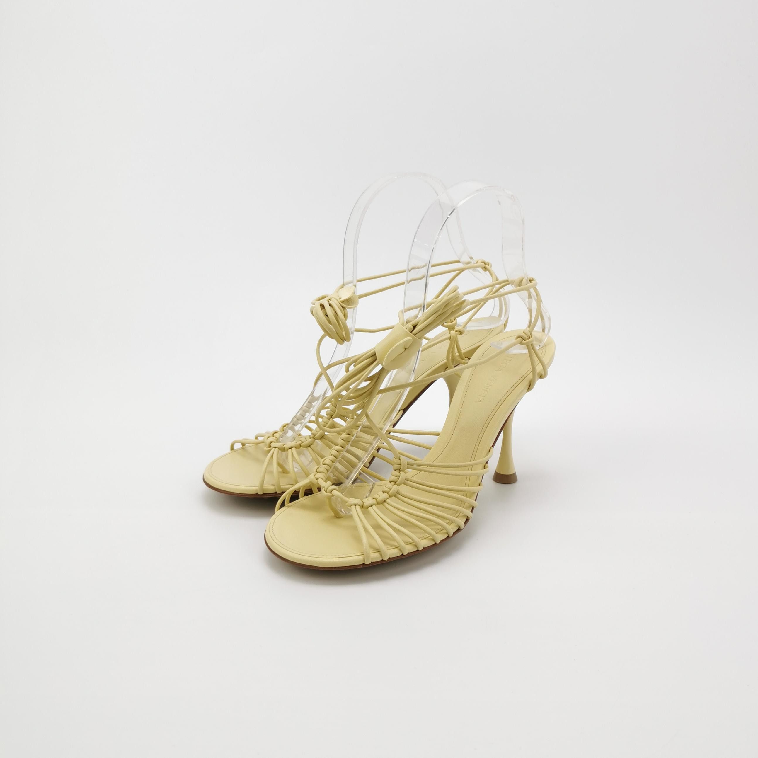 Bottega Veneta Bottega Veneta Women 6 Sandals Size US 6 / IT 36 - 2 Thumbnail