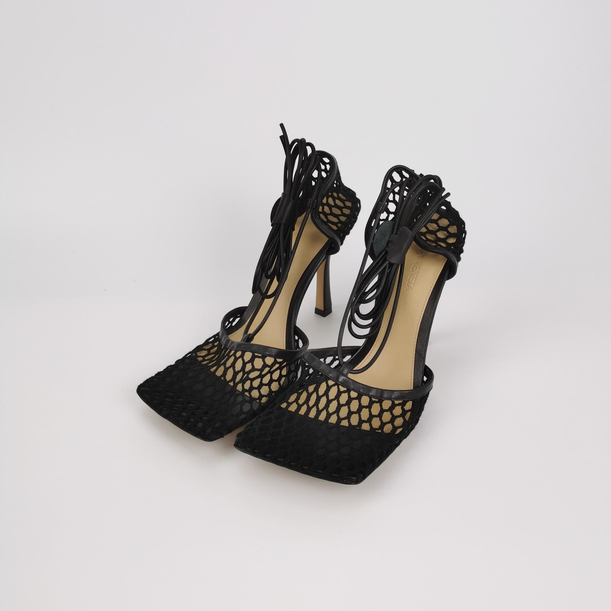 Bottega Veneta Bottega Veneta Women 8-5 Heels Size US 8.5 / IT 38.5 - 2 Thumbnail