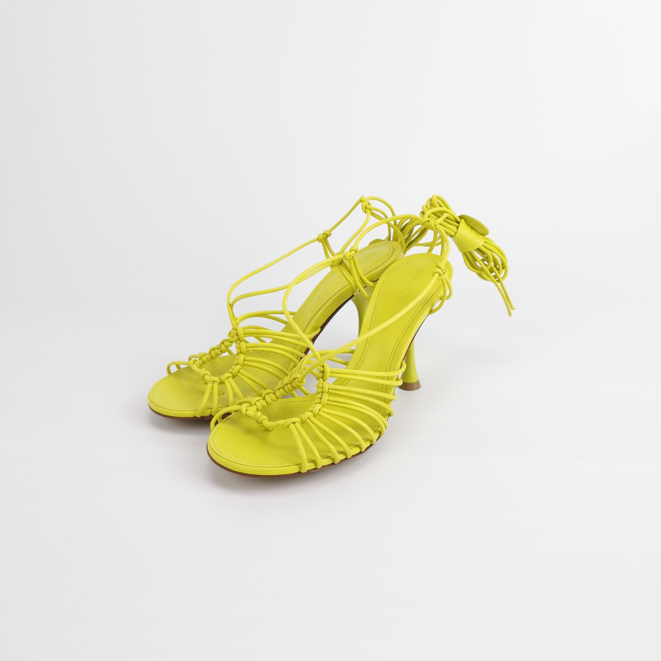 Bottega Veneta Bottega Veneta Women it_34 Sandals Size US 4 / IT 34 - 2 Thumbnail
