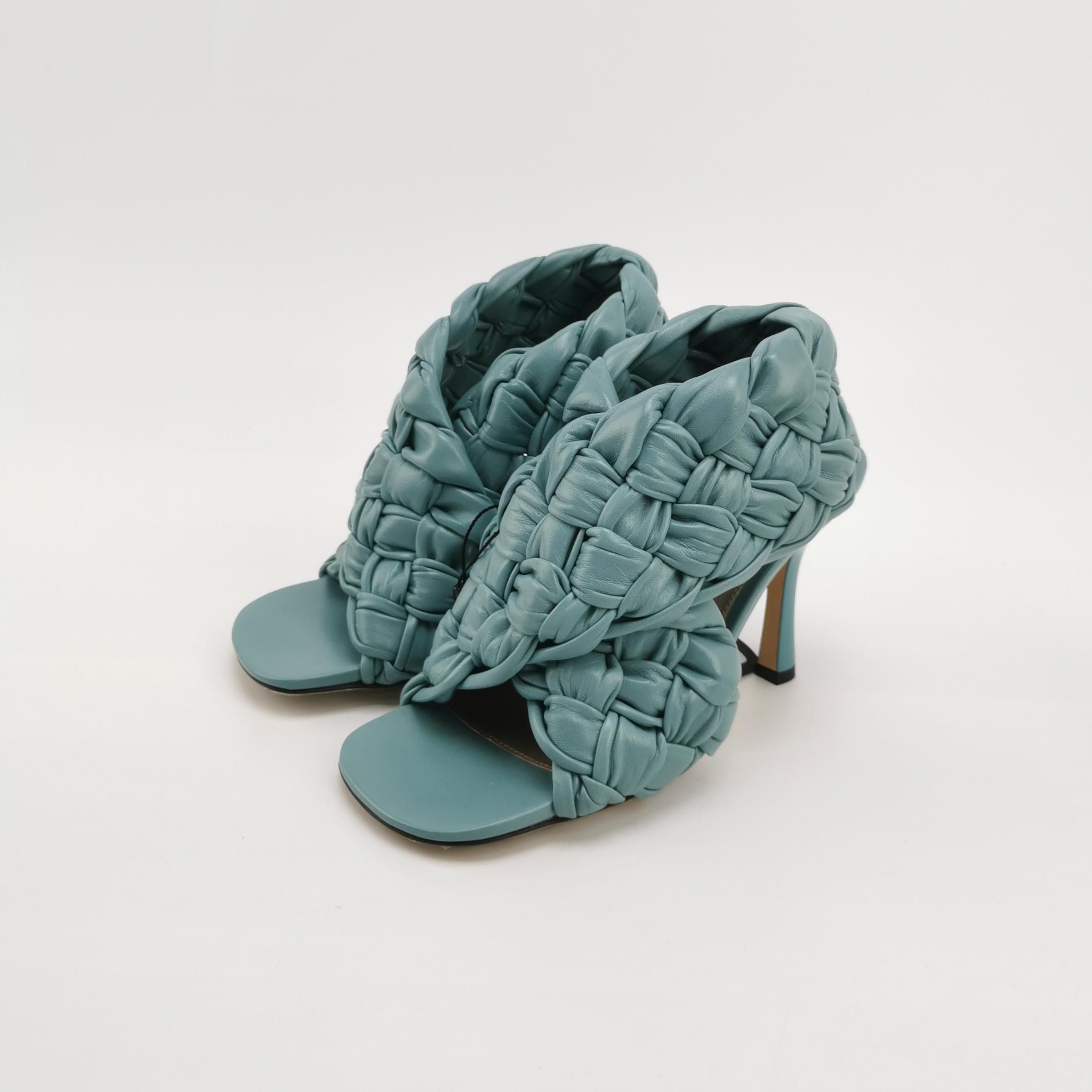 Bottega Veneta Bottega Veneta Women 7 Sandals Size US 7 / IT 37 - 2 Thumbnail
