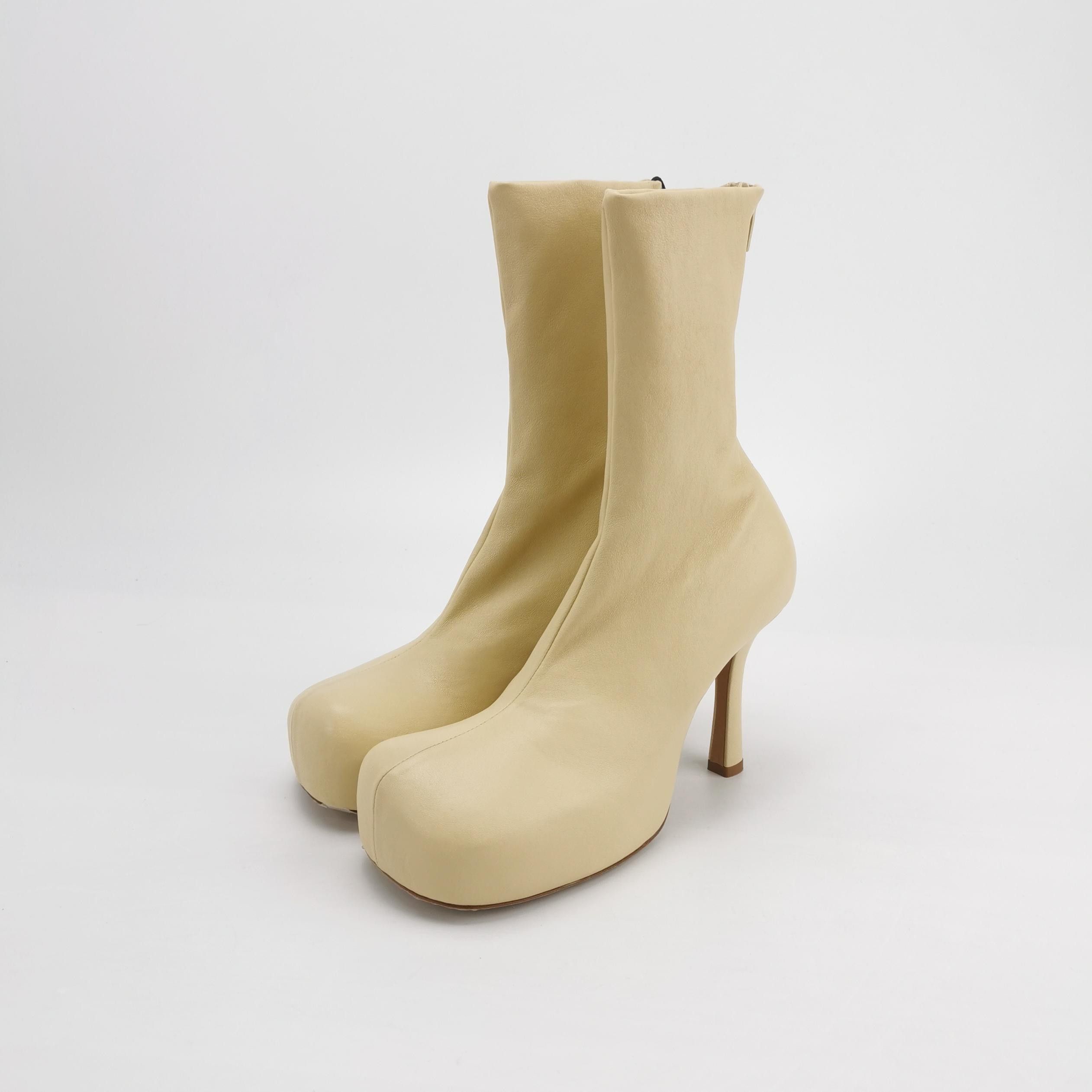Bottega Veneta Bottega Veneta Women 6 Boots Size US 6 / IT 36 - 2 Thumbnail