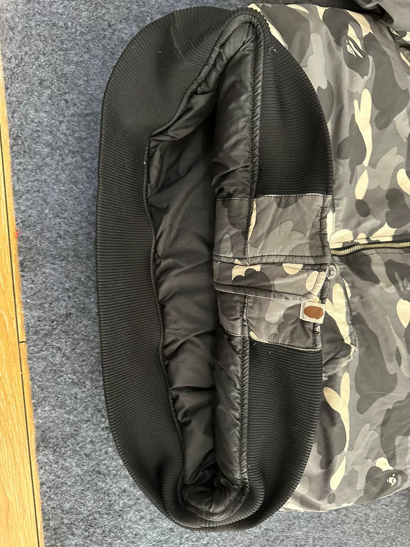 Bape BAPE Camo Shark Puffer Down Jacket XXL Size US XXL / EU 58 / 5 - 6 Thumbnail