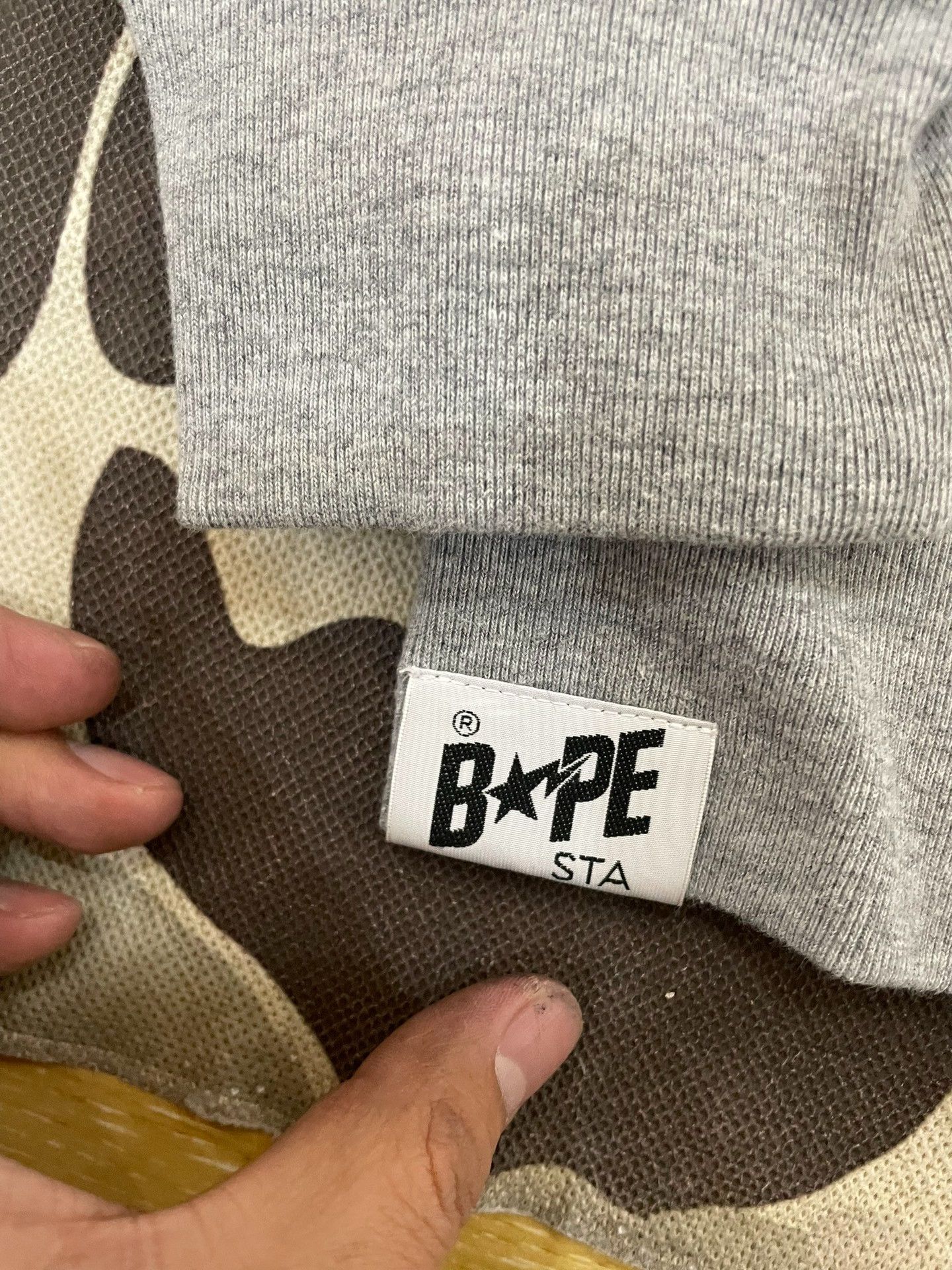 Bape Bape STA Star Print Hoodie Size L Size US L / EU 52-54 / 3 - 4 Thumbnail