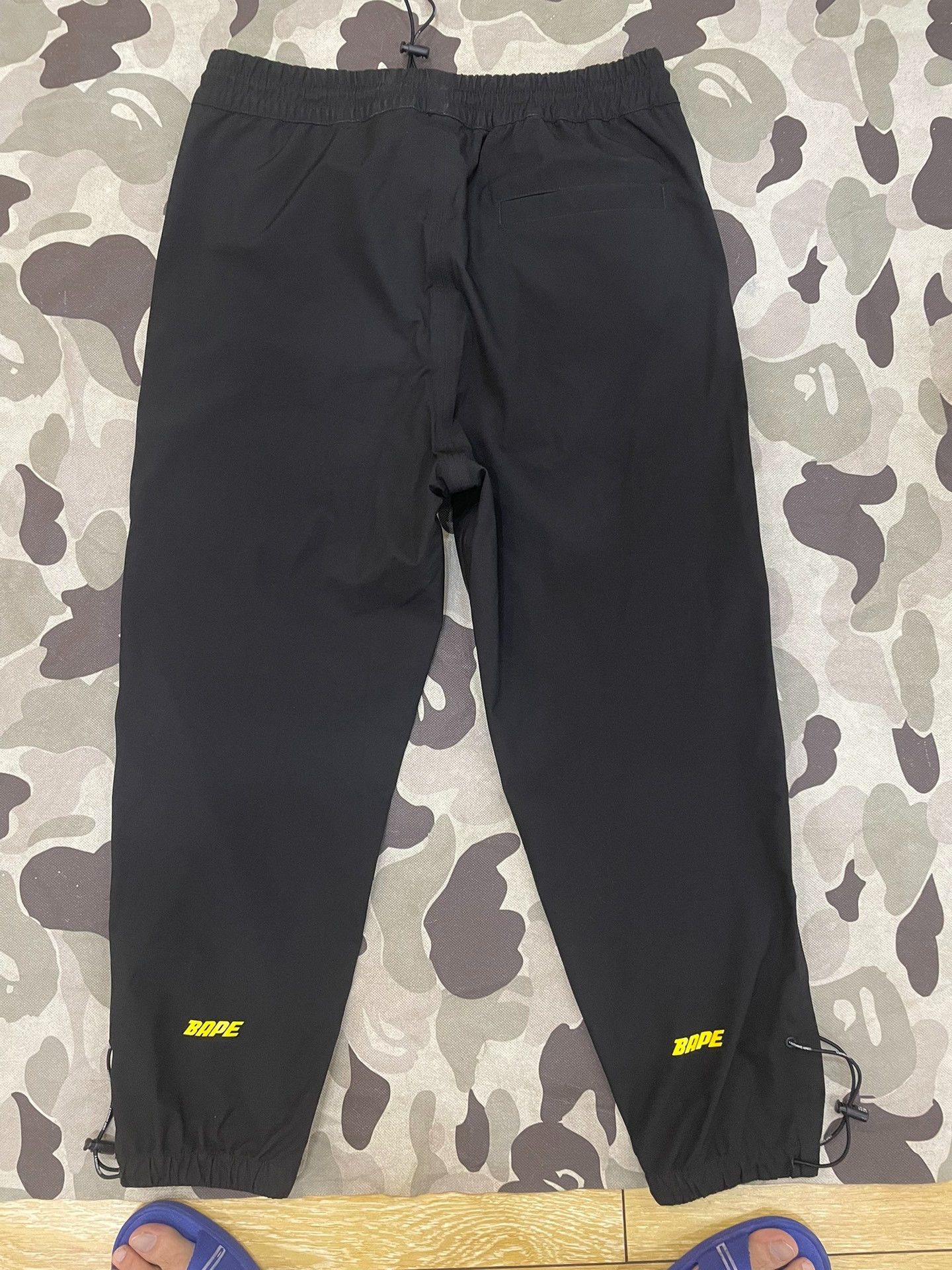 Bape A Bathing Ape Reflective Shark Sweatpants Size L Size US 34 / EU 50 - 3 Thumbnail