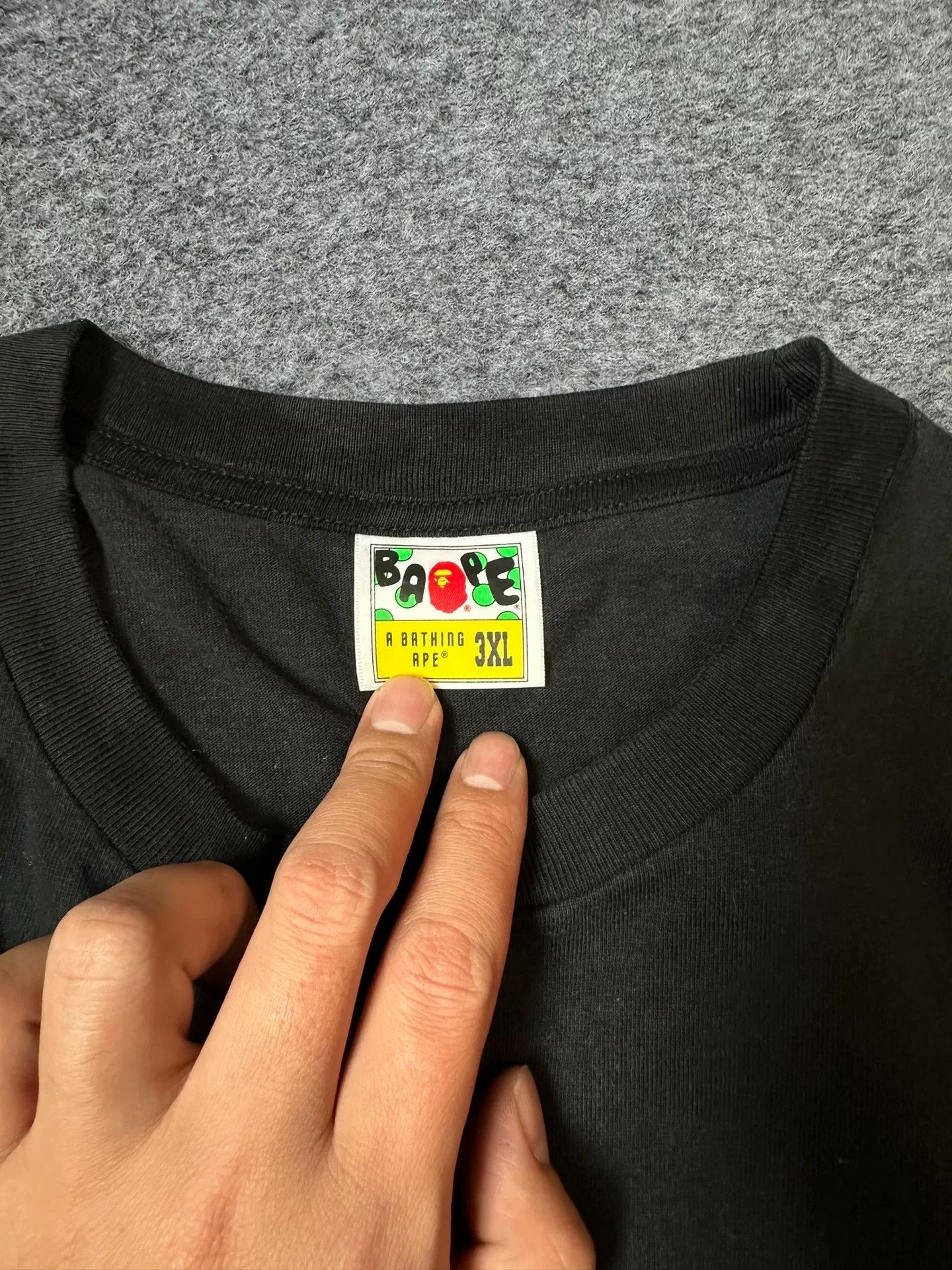 Bape Bape Shark Graphic T-Shirt 3XL Size US XXL / EU 58 / 5 - 5 Thumbnail