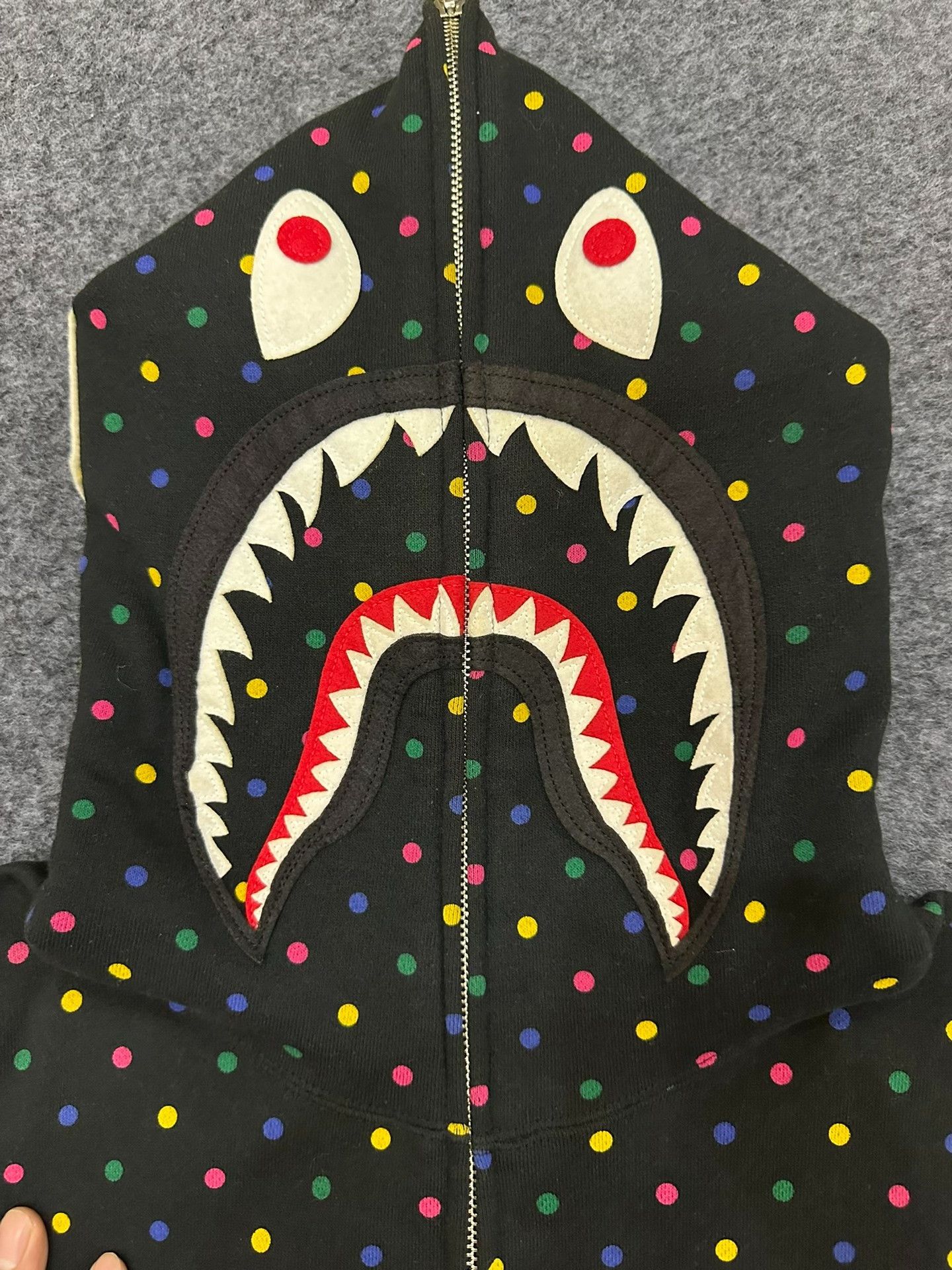 Bape BAPE Polka Dot Shark Hoodie Size L Size US L / EU 52-54 / 3 - 4 Thumbnail