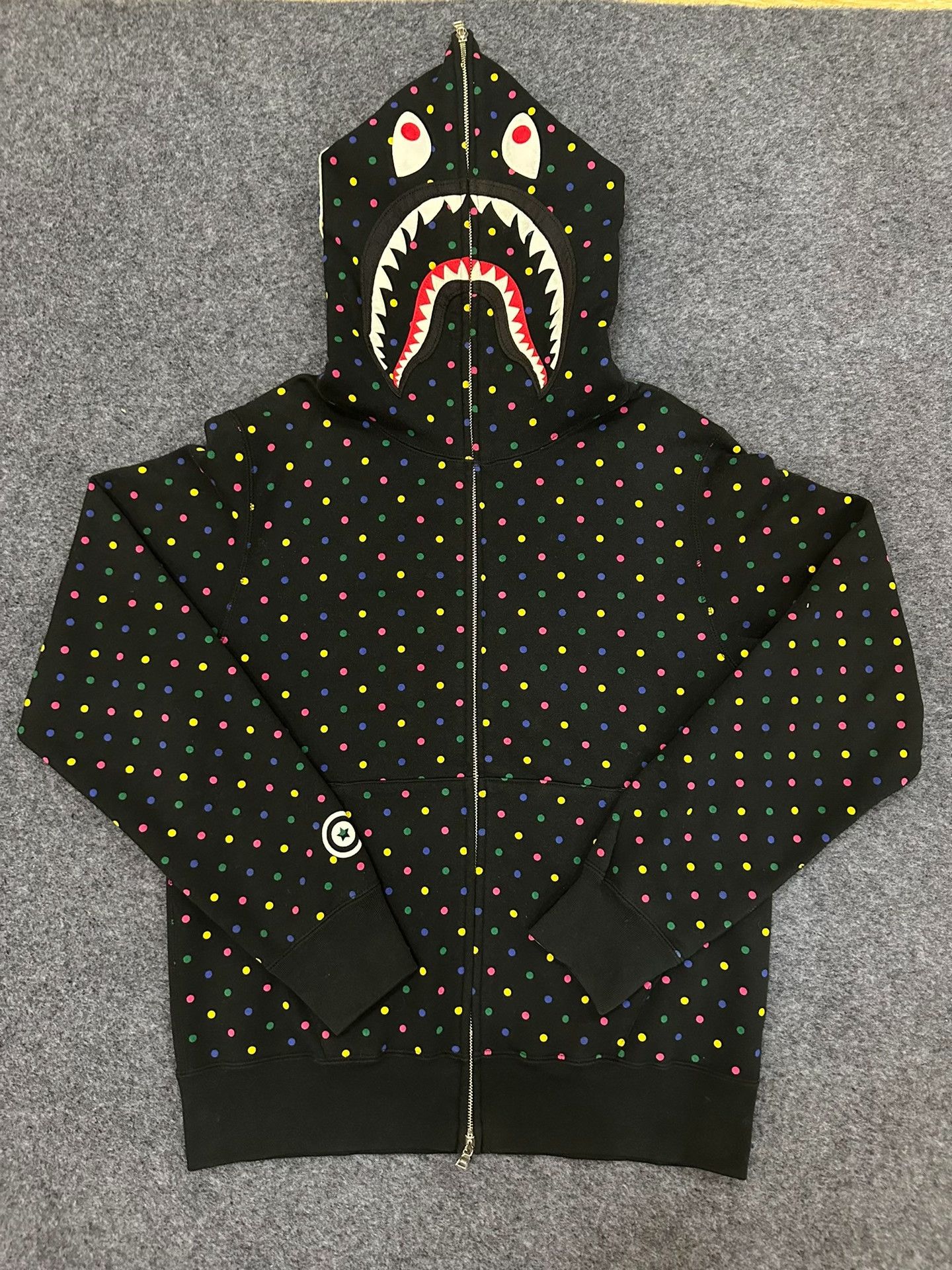 Bape BAPE Polka Dot Shark Hoodie Size L Size US L / EU 52-54 / 3 - 2 Thumbnail